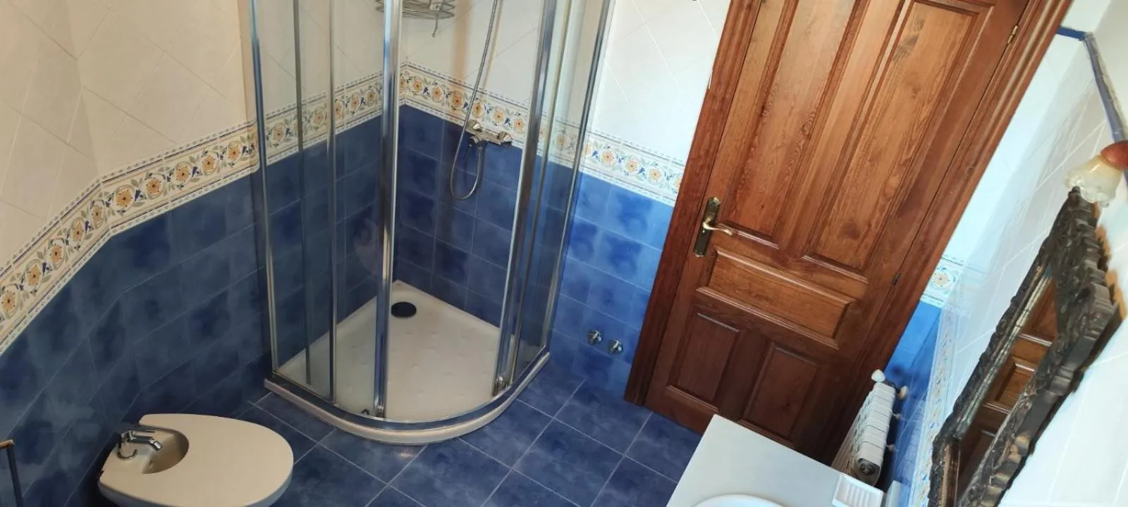 Shower in El Mirador de Deva