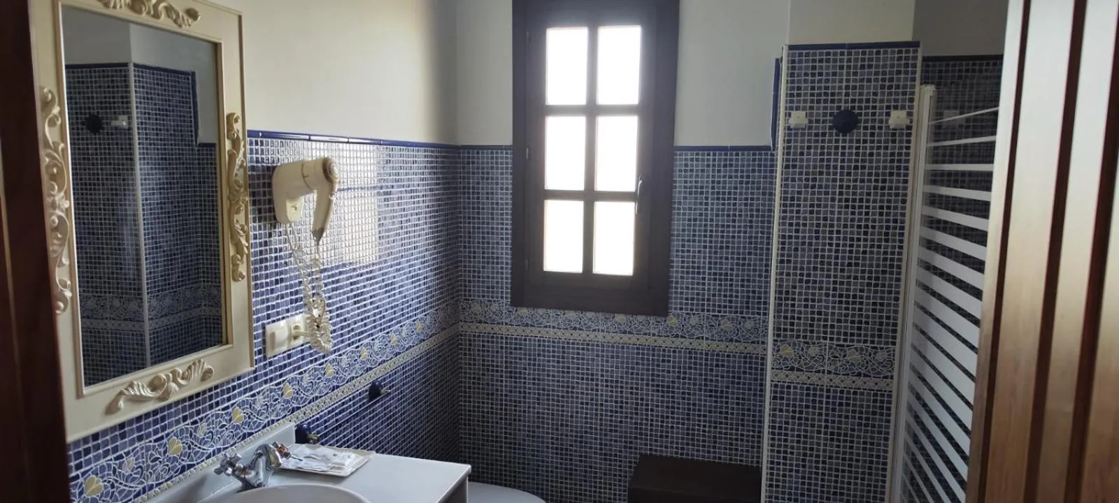 Shower in El Mirador de Deva