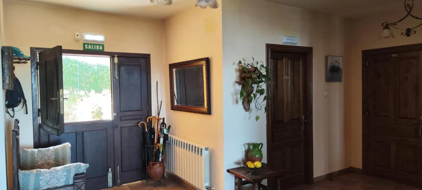 Property building in El Mirador de Deva