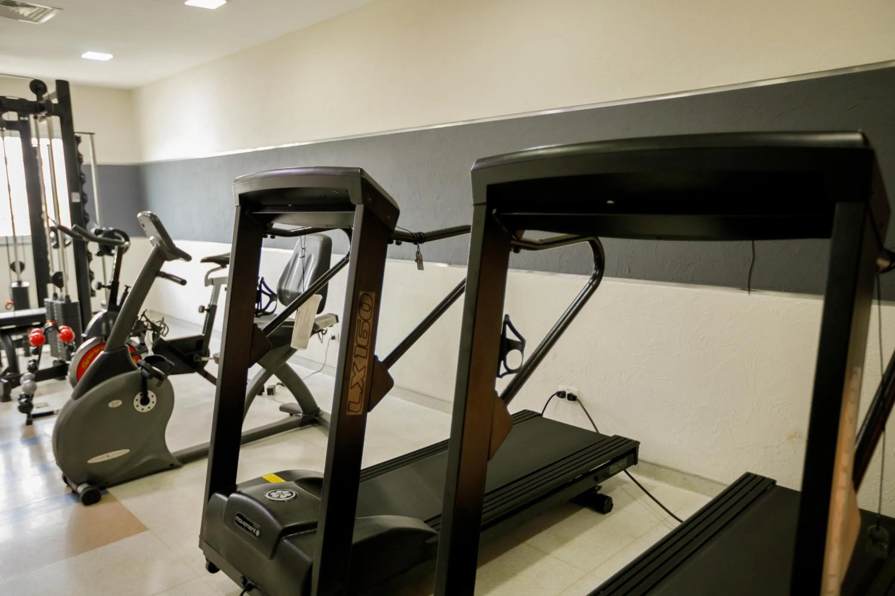 Fitness centre/facilities in Comfort Suites Londrina