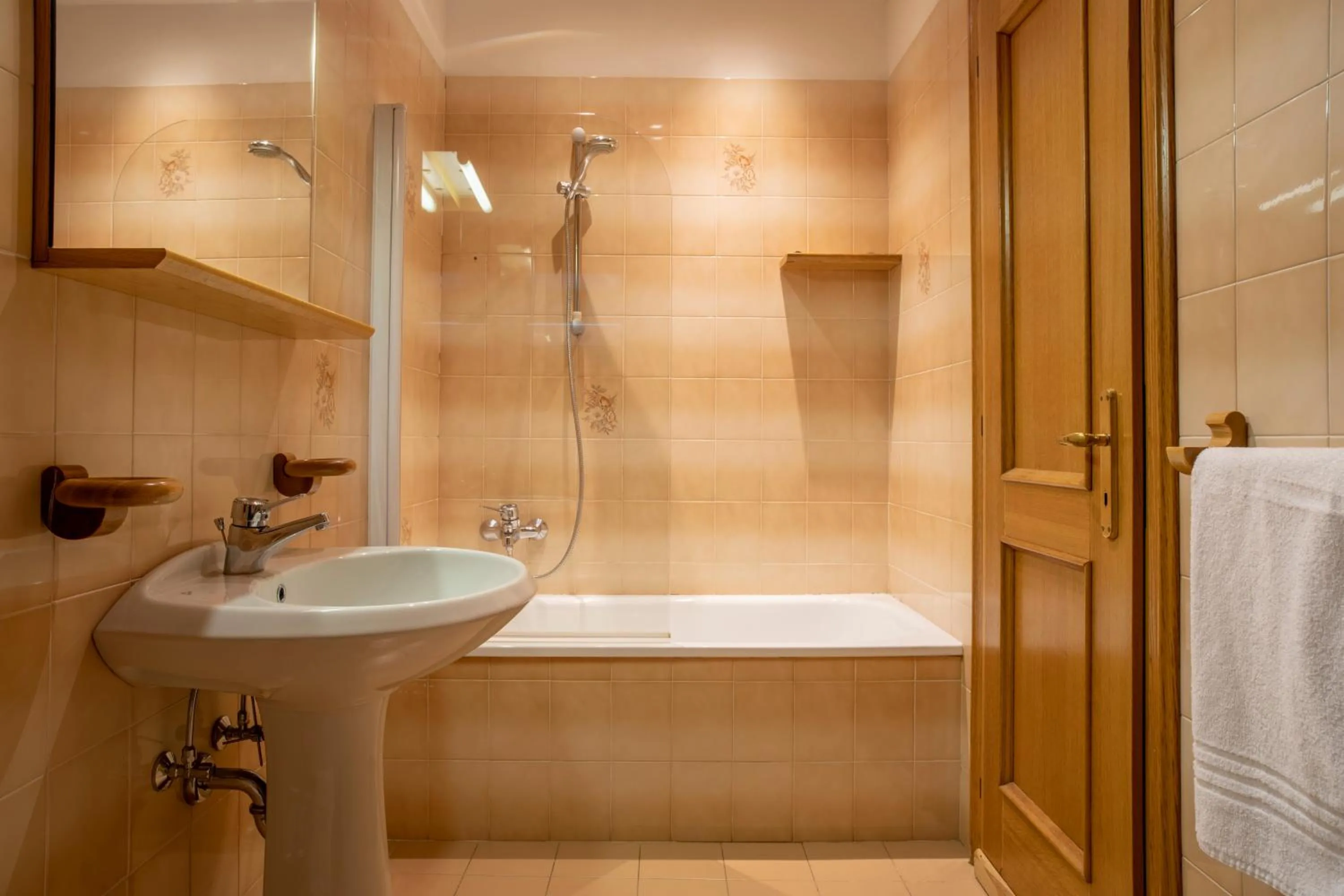 Bathroom in Locanda dal Giulio al Fratè B&B