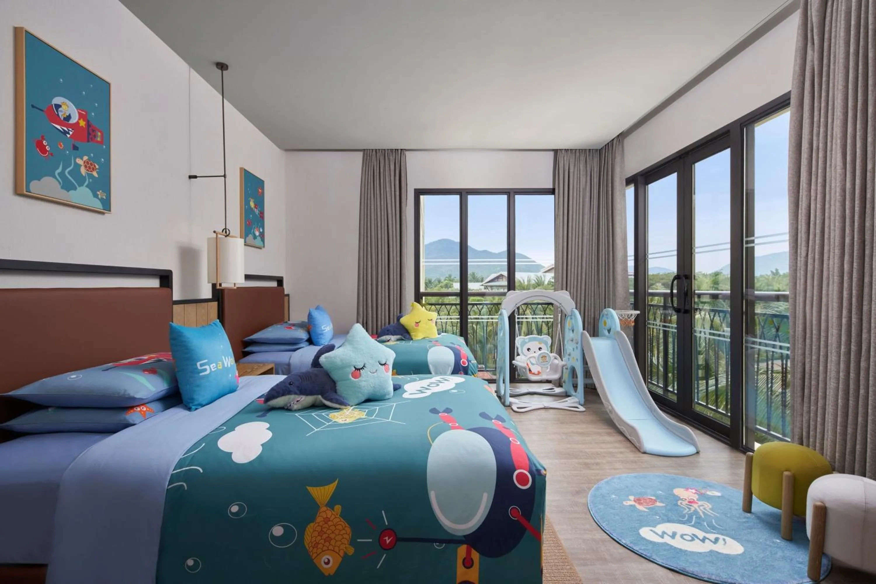 Photo of the whole room, Bed in Sanya Marriott Yalong Bay Resort & Spa