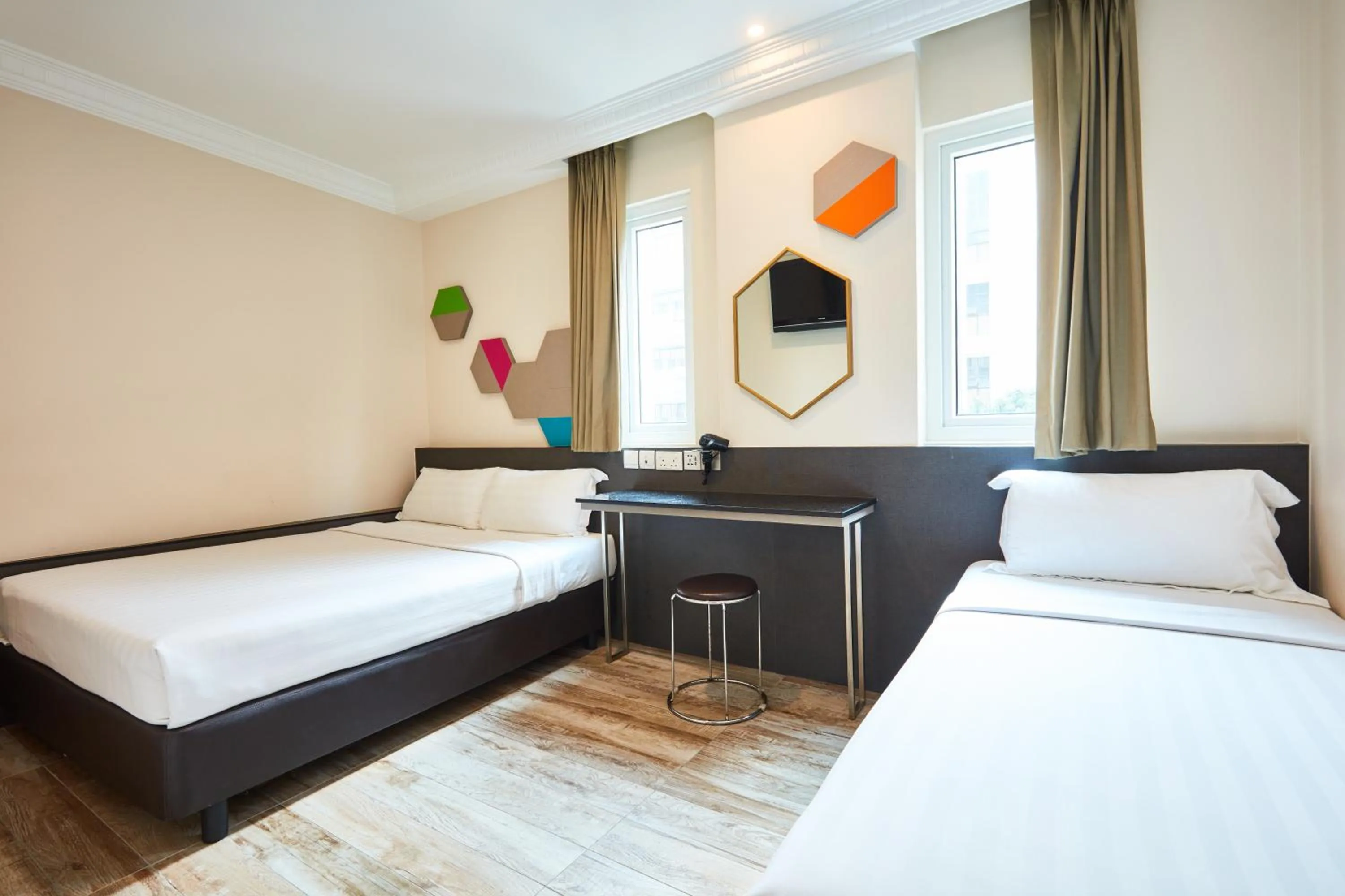 Bed in ibis budget Singapore Emerald