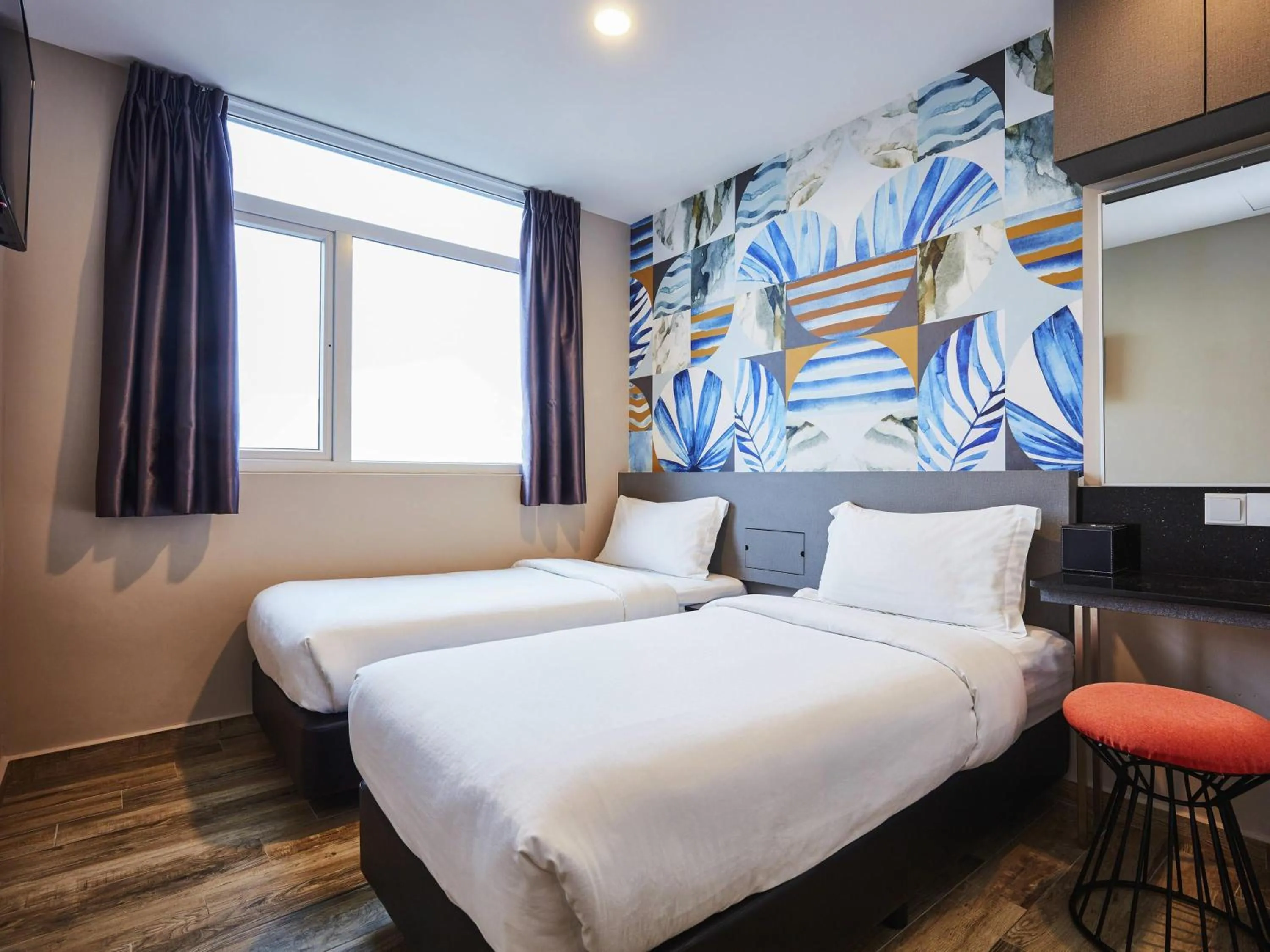 Bedroom, Bed in ibis budget Singapore Sapphire