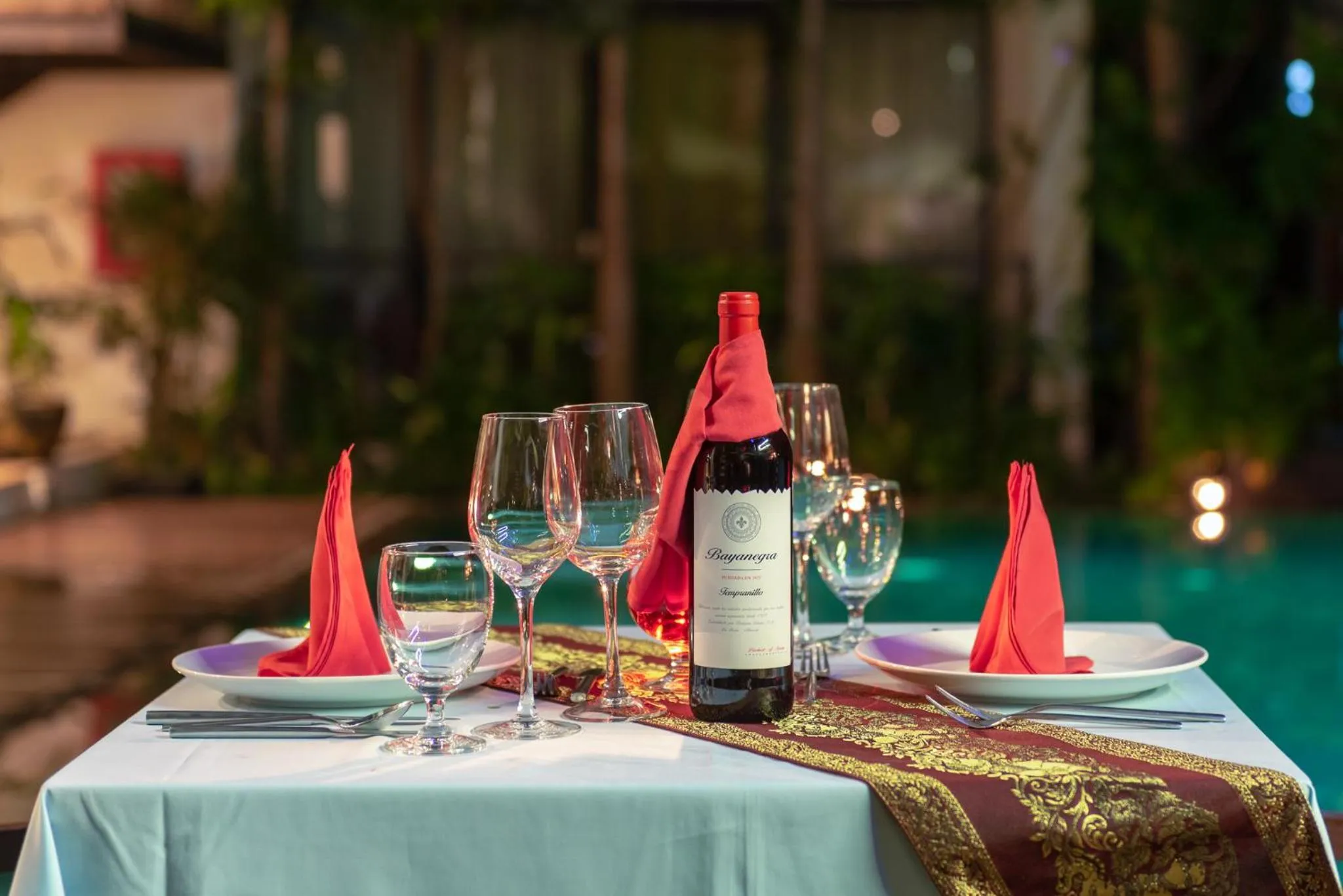 Alcoholic drinks in King Rock Residence