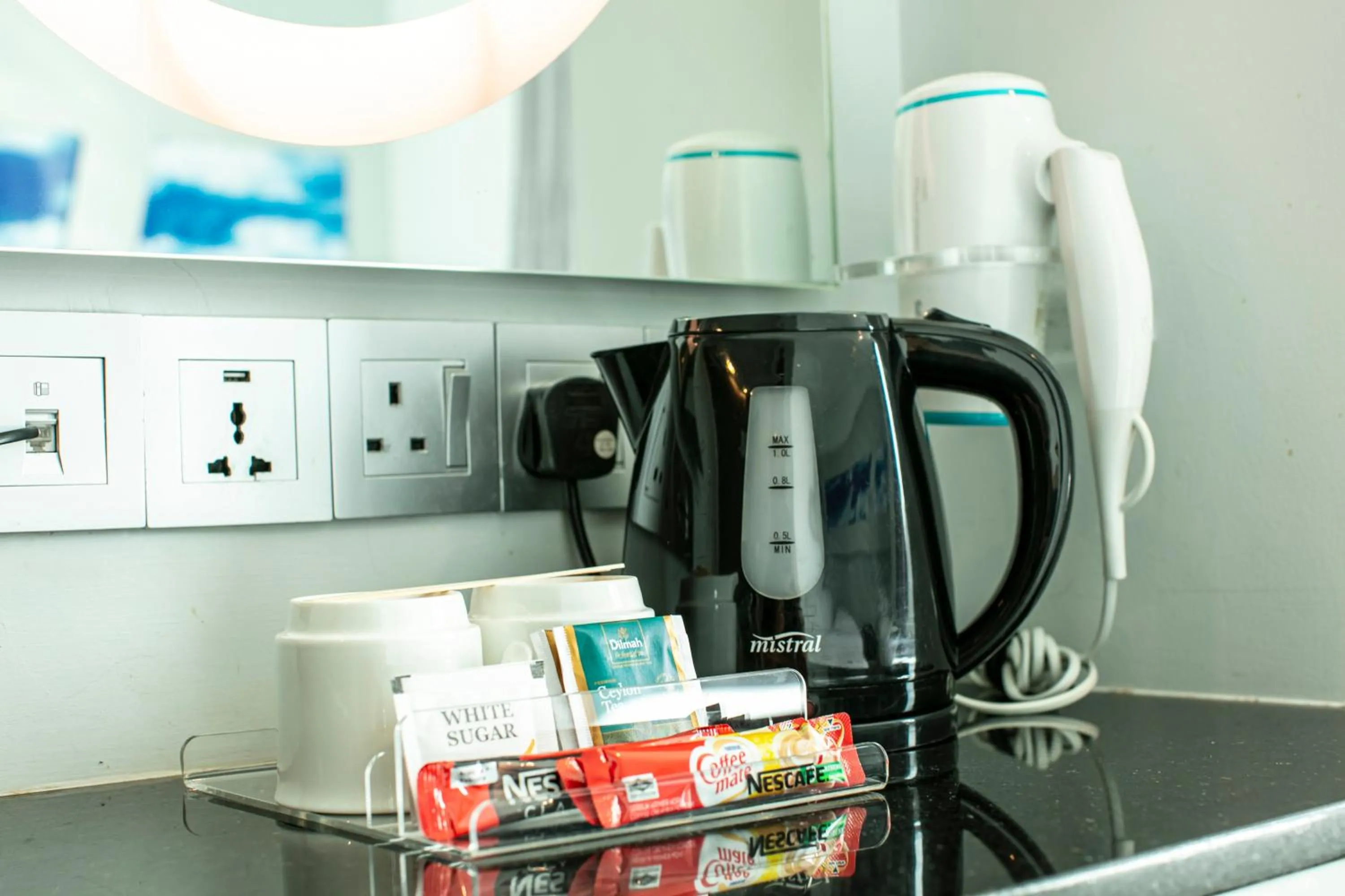 Coffee/tea facilities in ibis budget Singapore Ruby