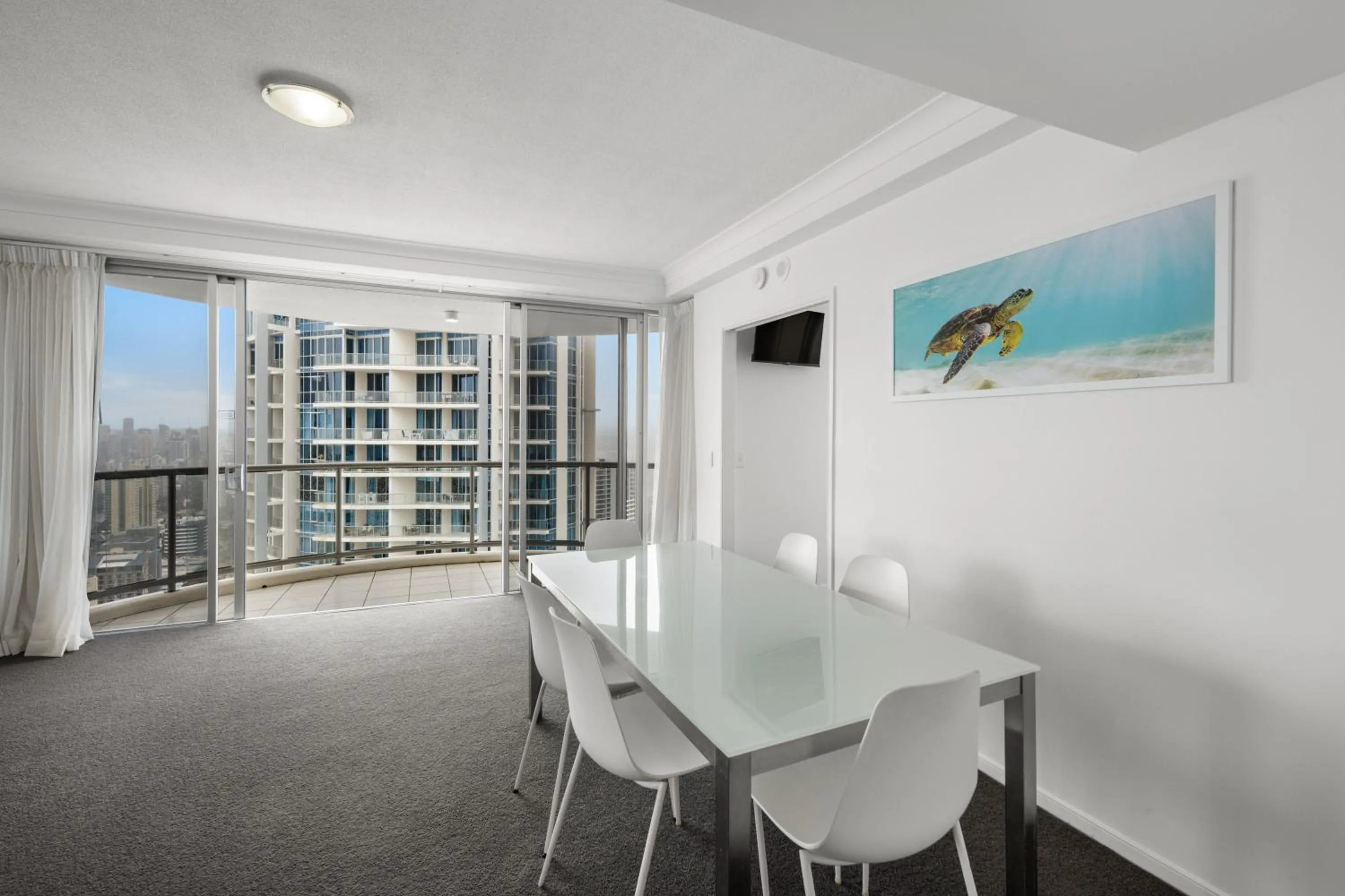 Dining area in Chevron Renaissance - Private Apartments - Hosted by Coastal Letting Co.