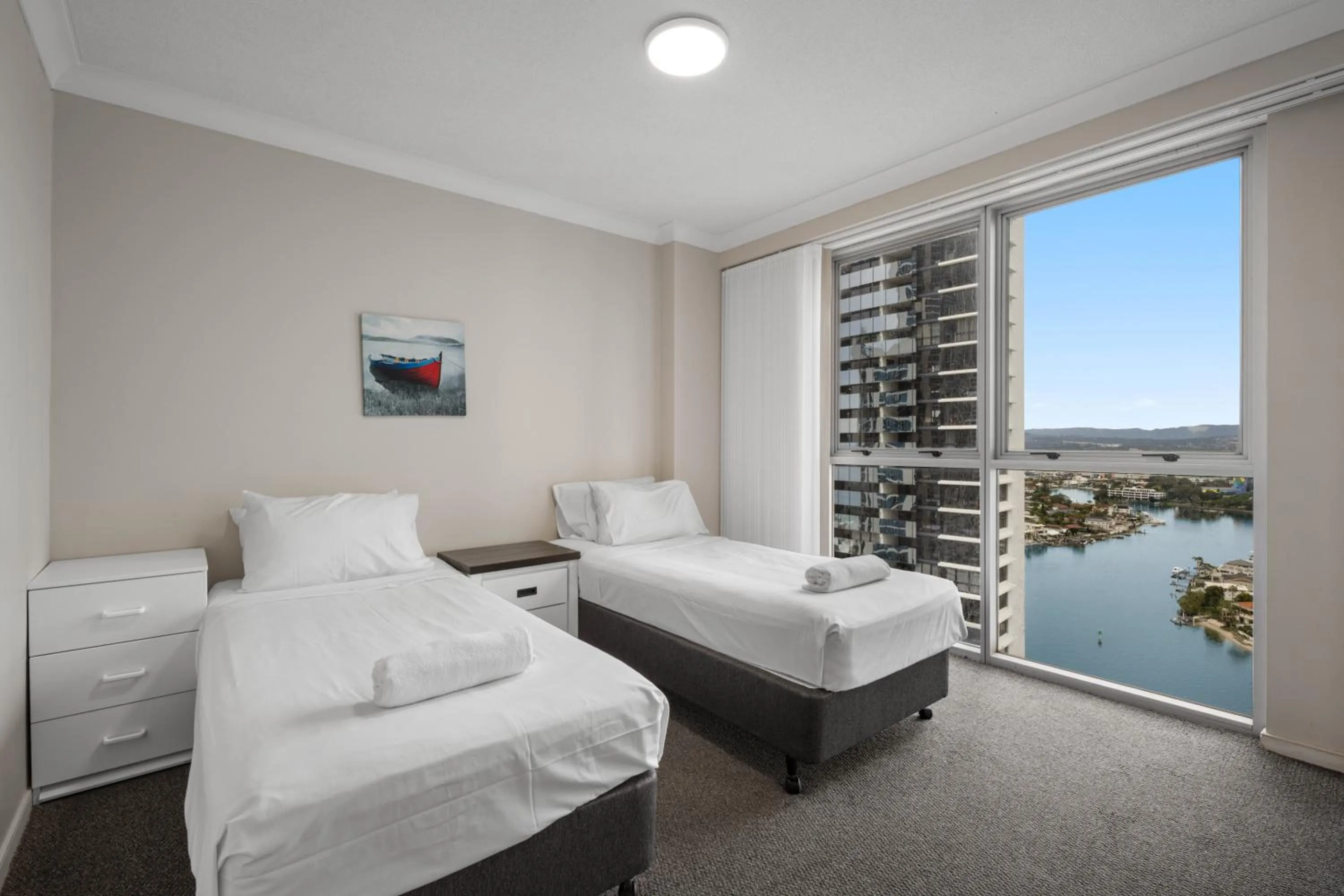 Bedroom, Bed in Chevron Renaissance - Private Apartments - Hosted by Coastal Letting Co.