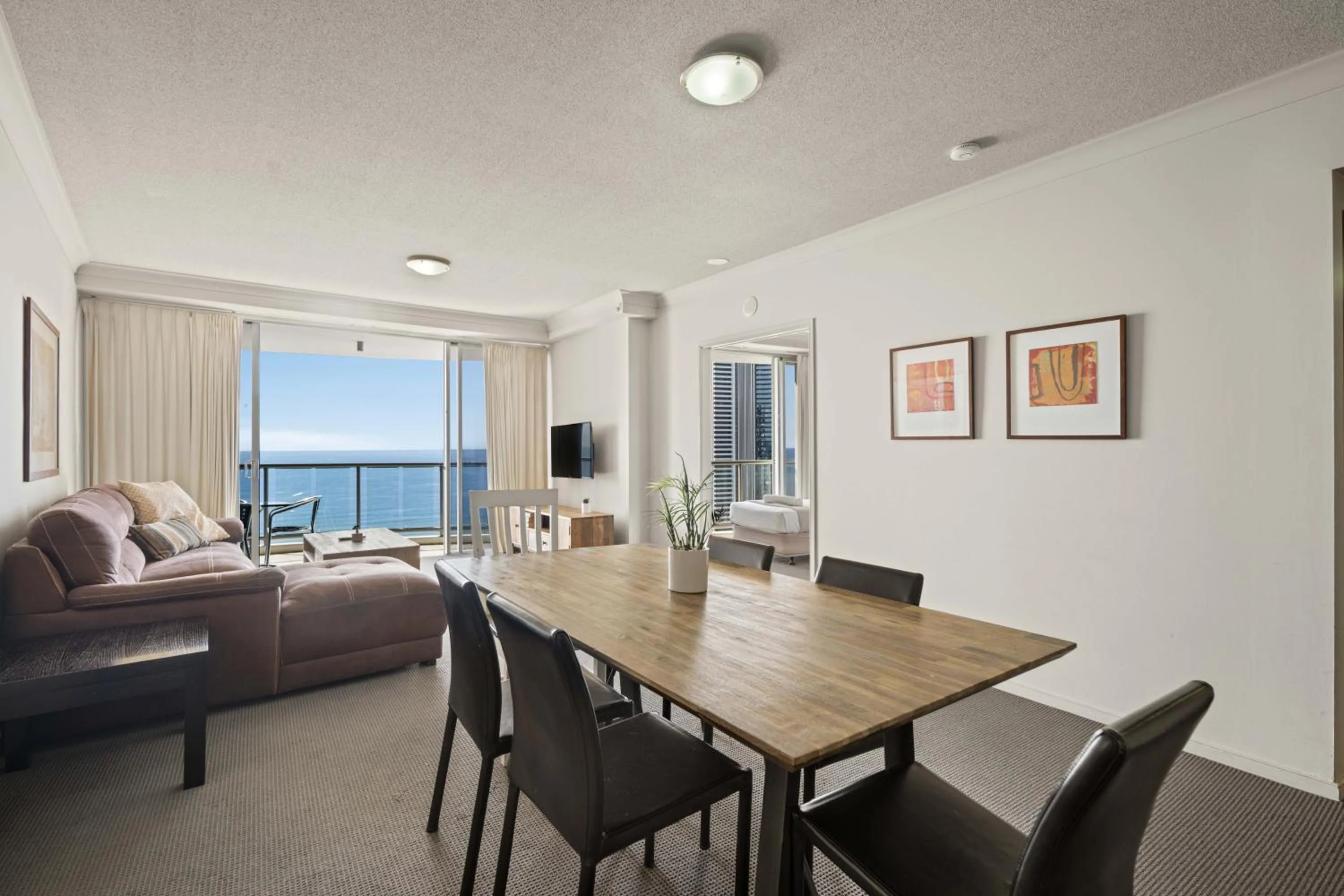 Dining area in Chevron Renaissance - Private Apartments - Hosted by Coastal Letting Co.