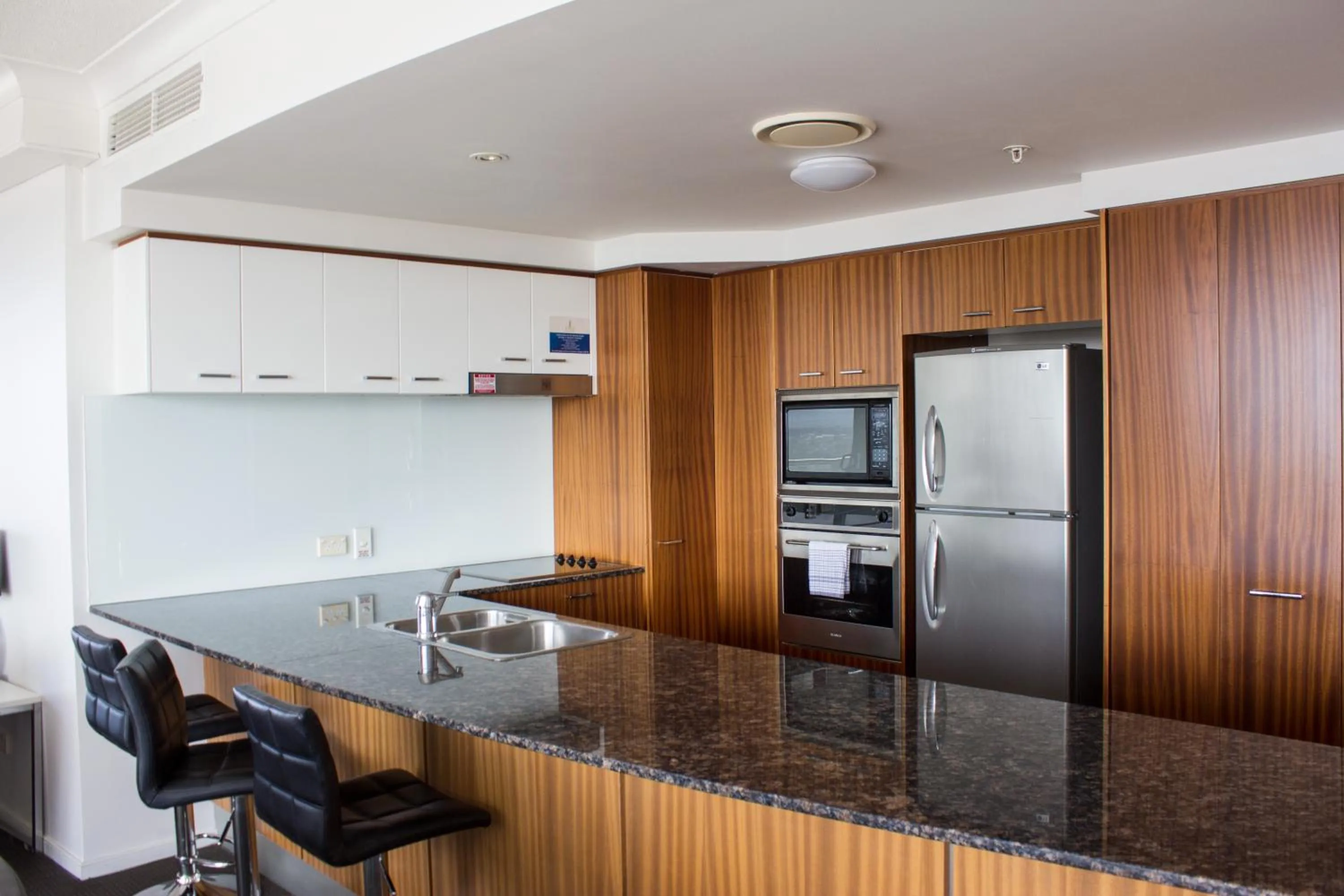 Kitchen or kitchenette in Chevron Renaissance - Private Apartments - Hosted by Coastal Letting Co.