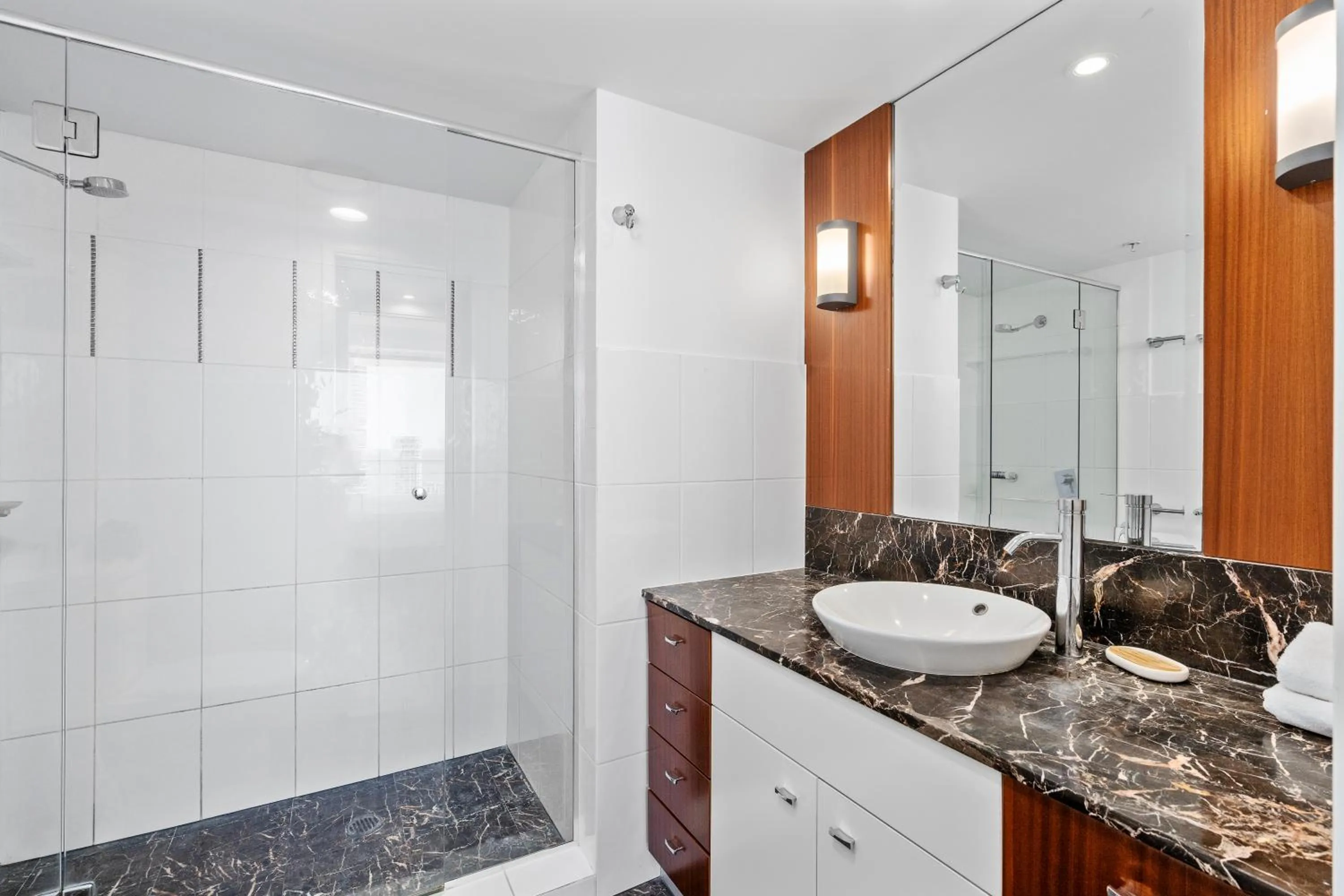 Bathroom in Chevron Renaissance - Private Apartments - Hosted by Coastal Letting Co.