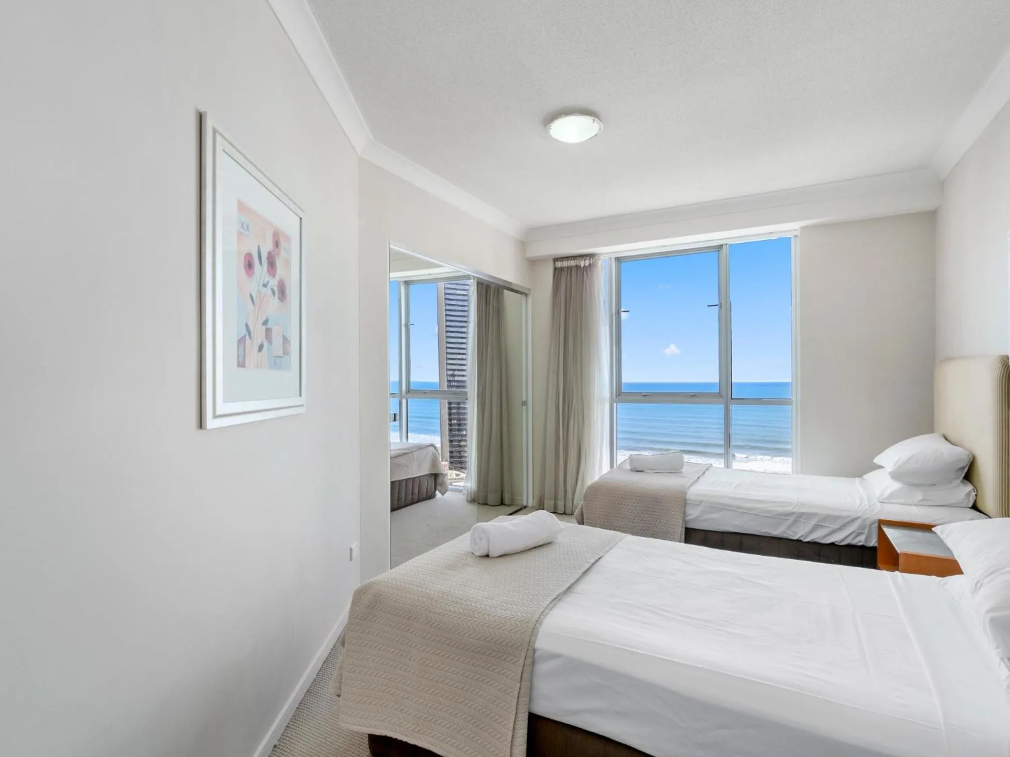 Bed in Chevron Renaissance - Private Apartments - Hosted by Coastal Letting Co.