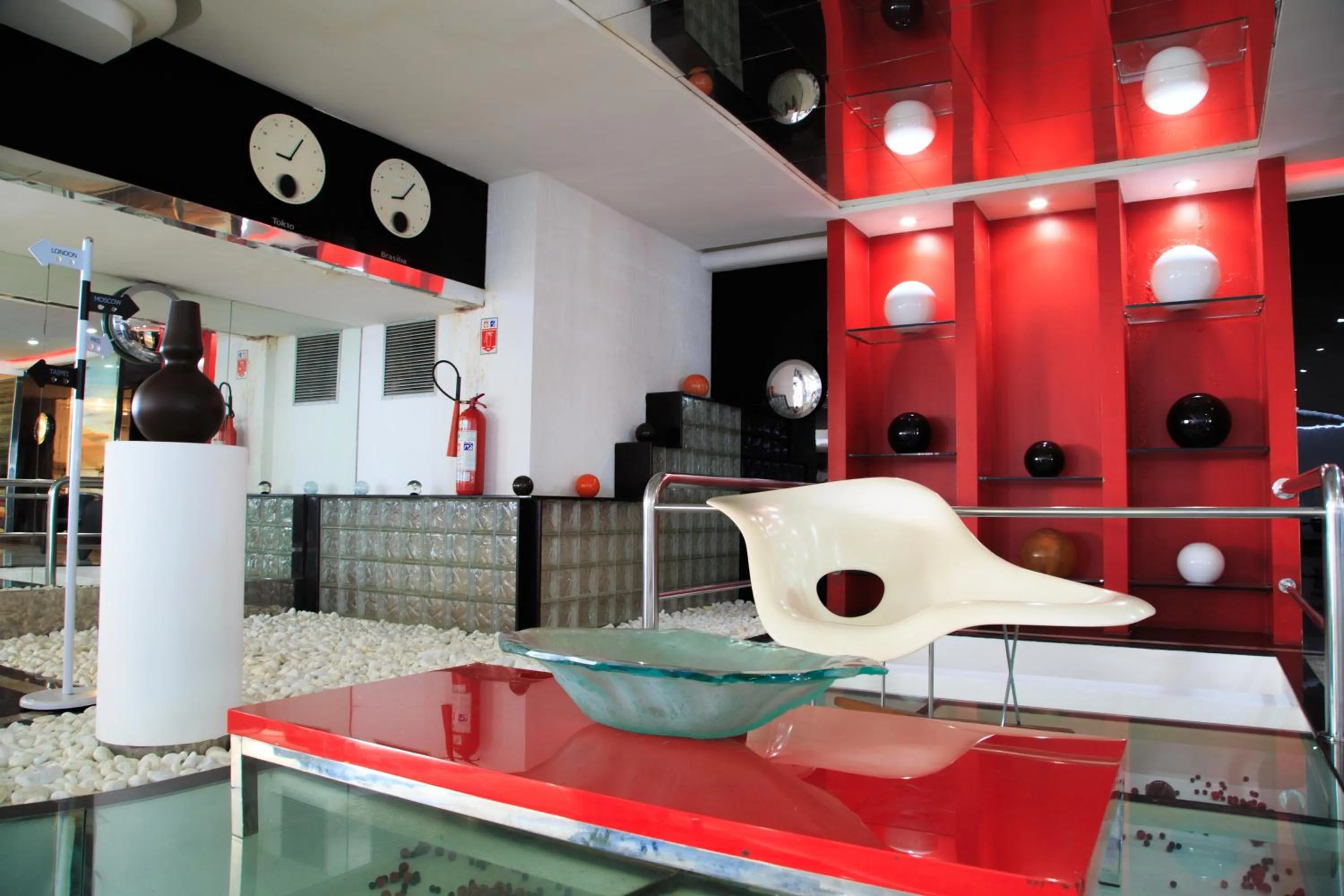 Day in Da Vinci Hotel & Conventions - by Easy Hotéis