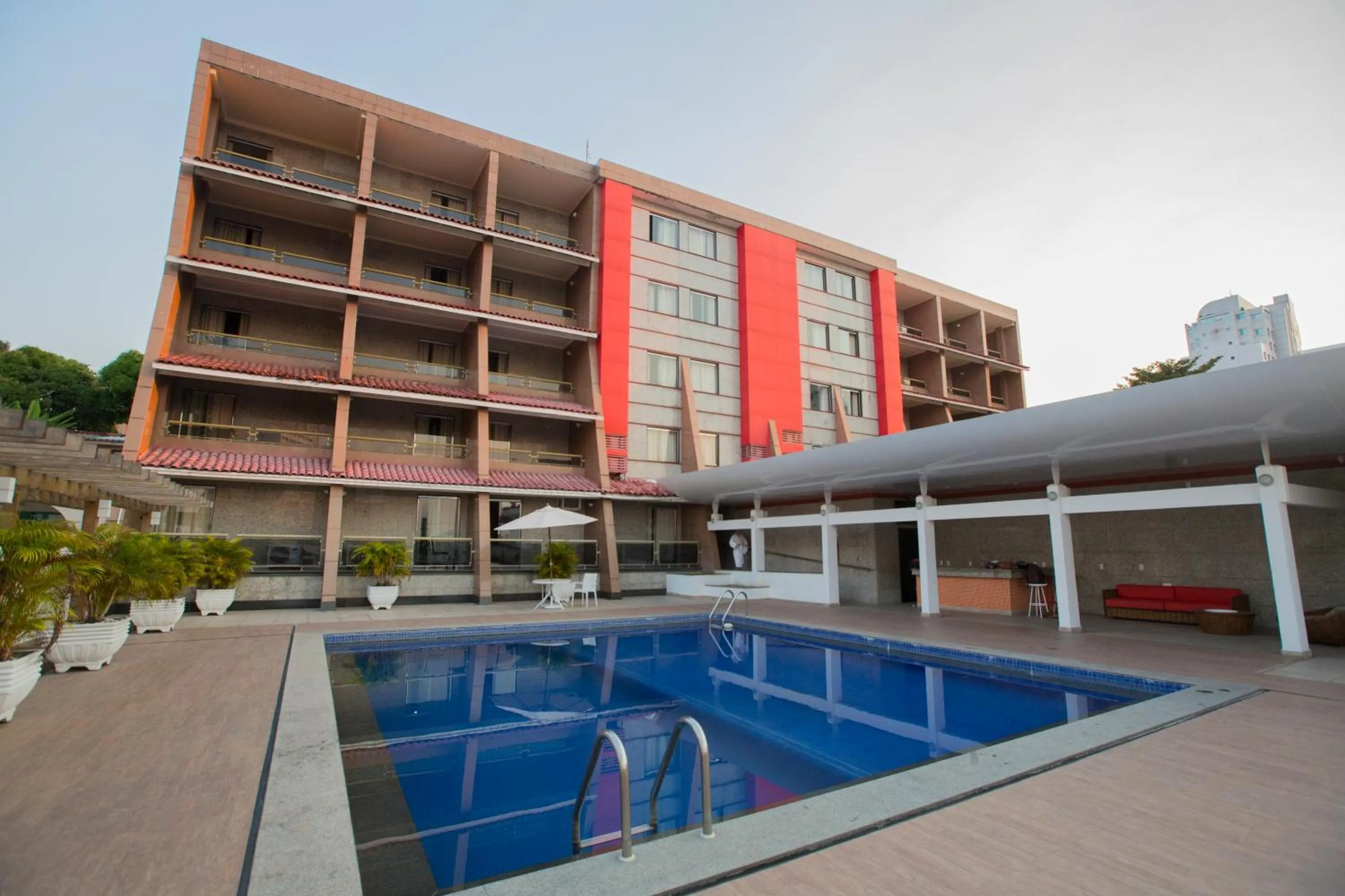 Property building in Da Vinci Hotel & Conventions - by Easy Hotéis