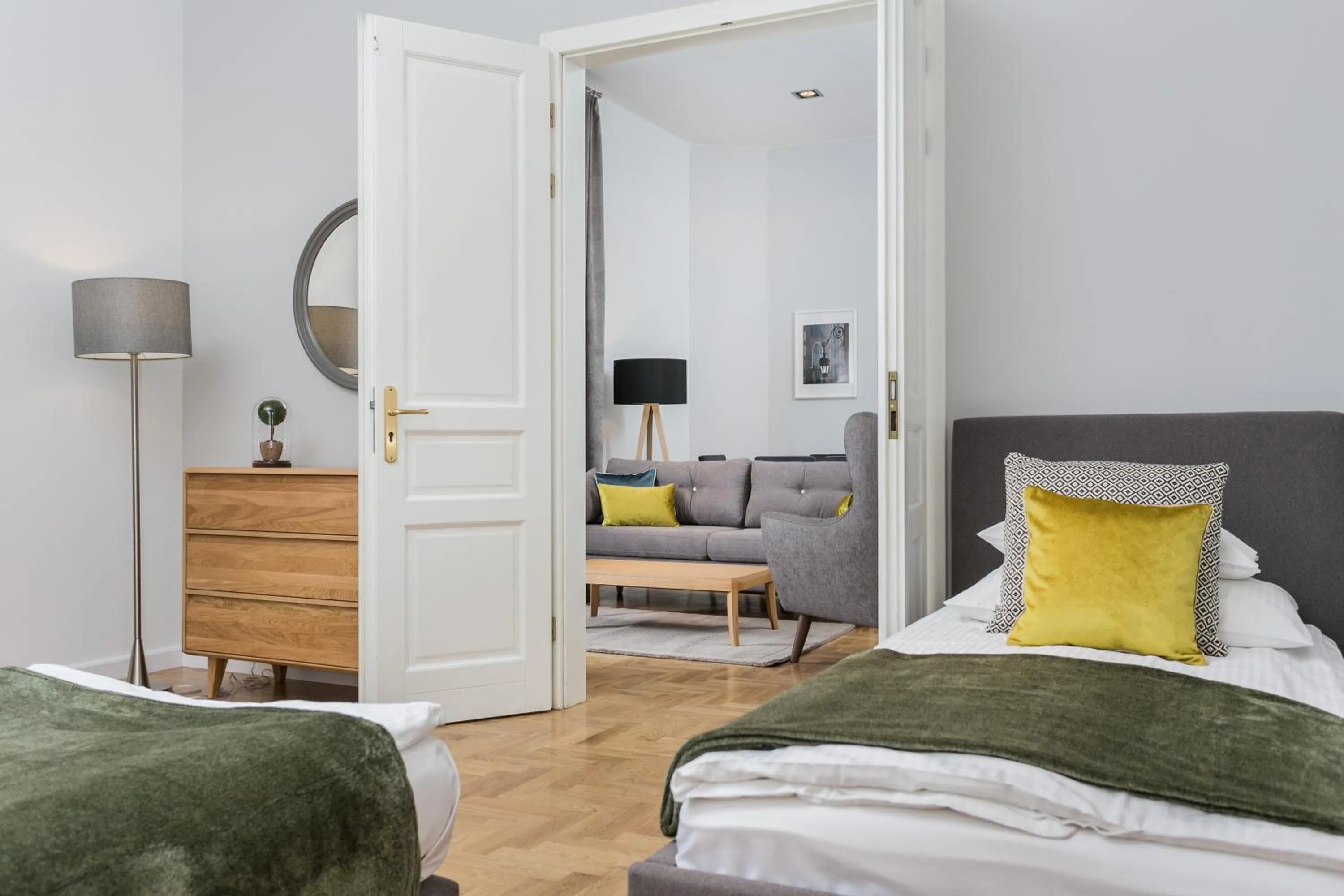 Bed in Venetian House Market Square Aparthotel