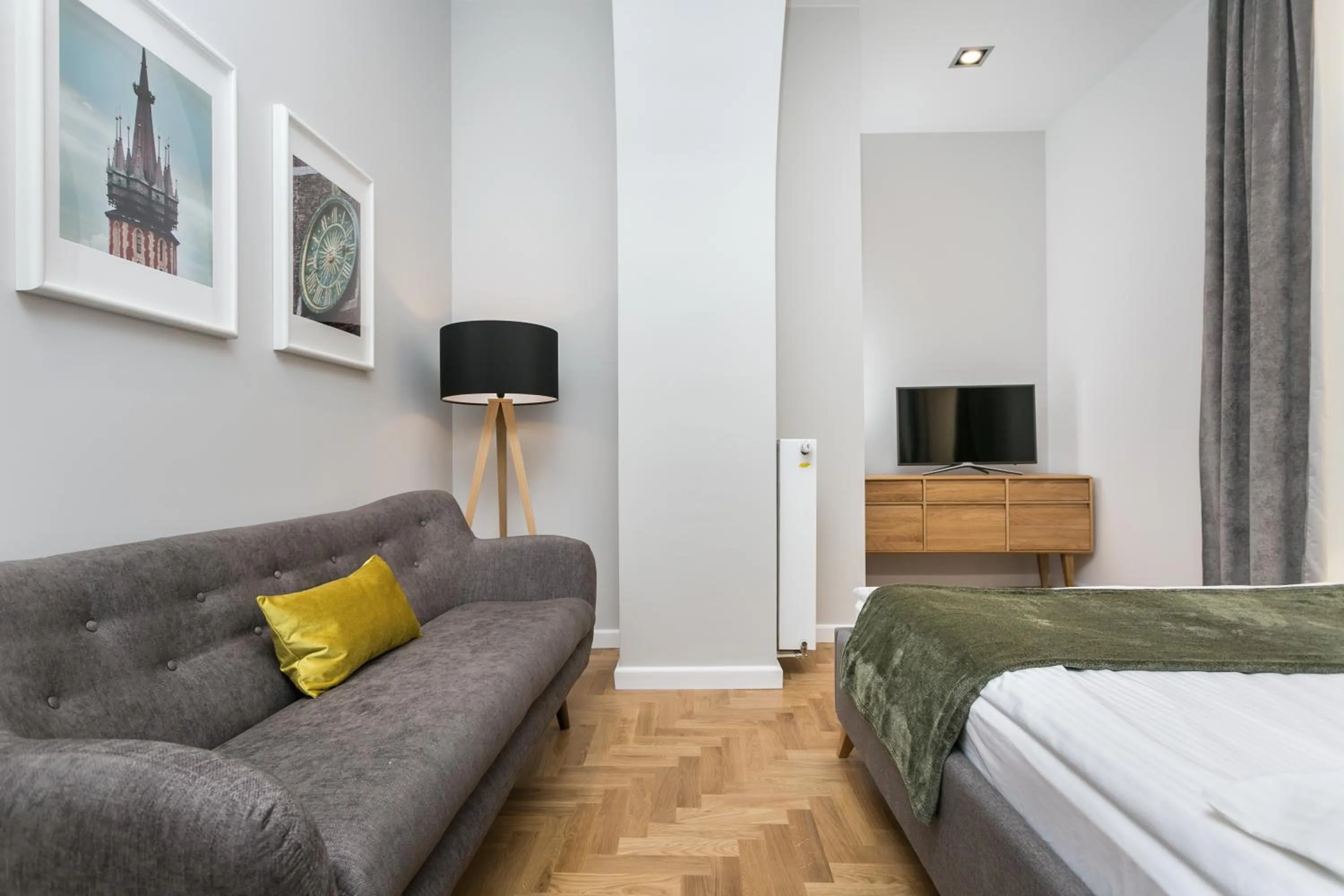 TV and multimedia, Bed in Venetian House Market Square Aparthotel