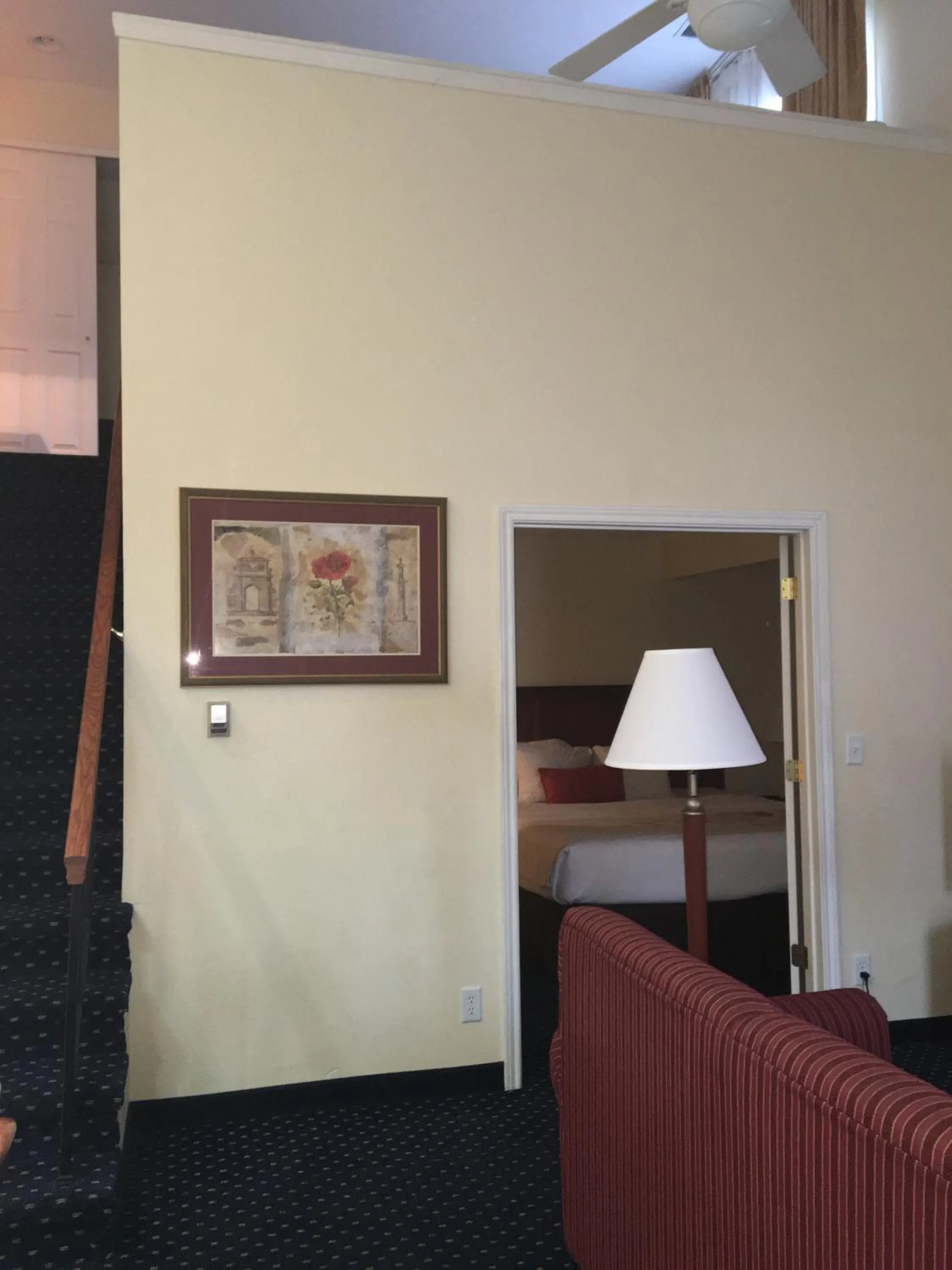 Living room in Affordable Suites of America Grand Rapids