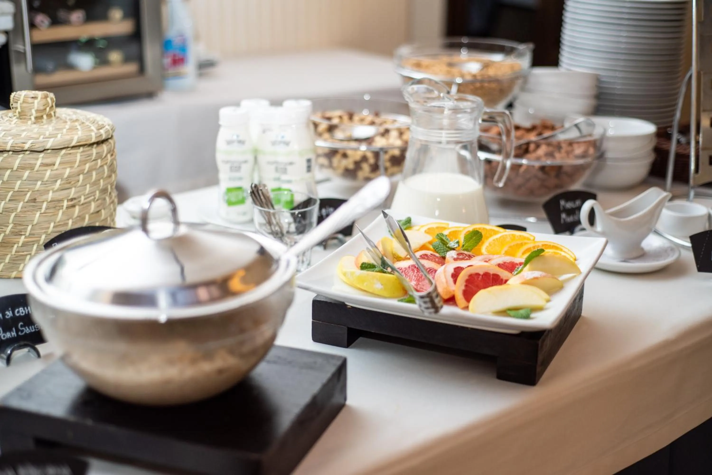 Breakfast in George Hotel