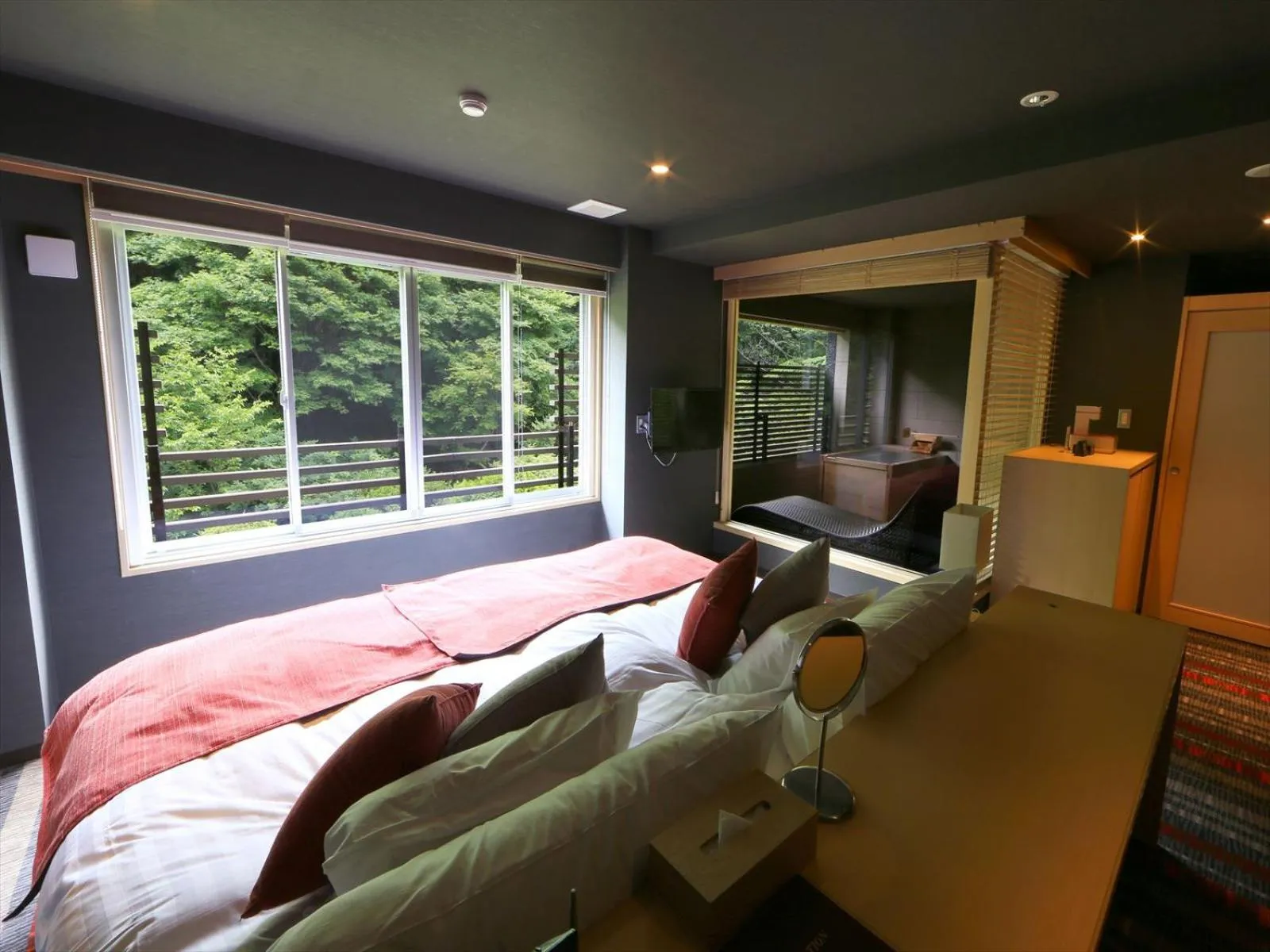 Bed in Hakone Yuyado Zen