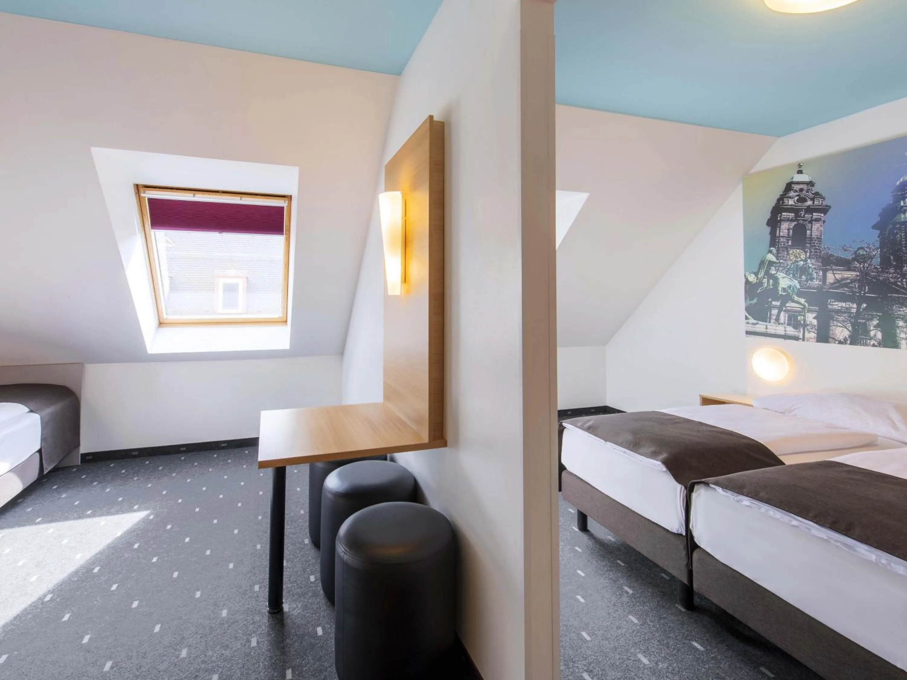 Photo of the whole room, Bed in B&B Hotel Nürnberg-City