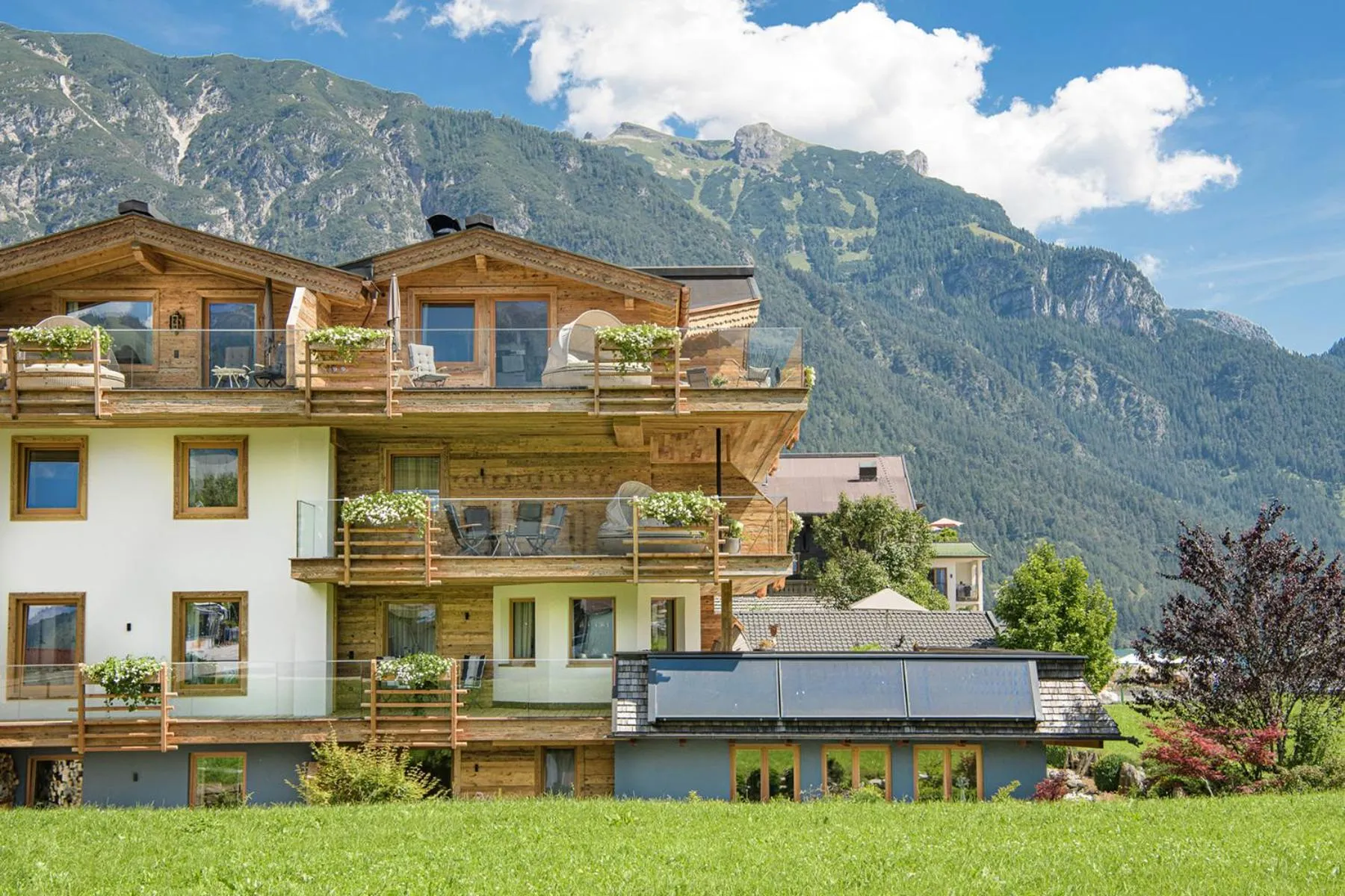 Mountain view in Meerberg