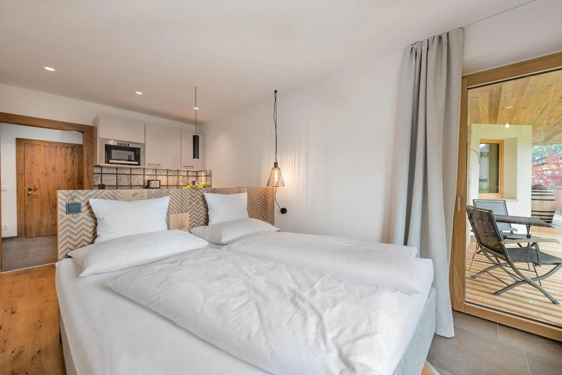 Bedroom, Bed in Meerberg