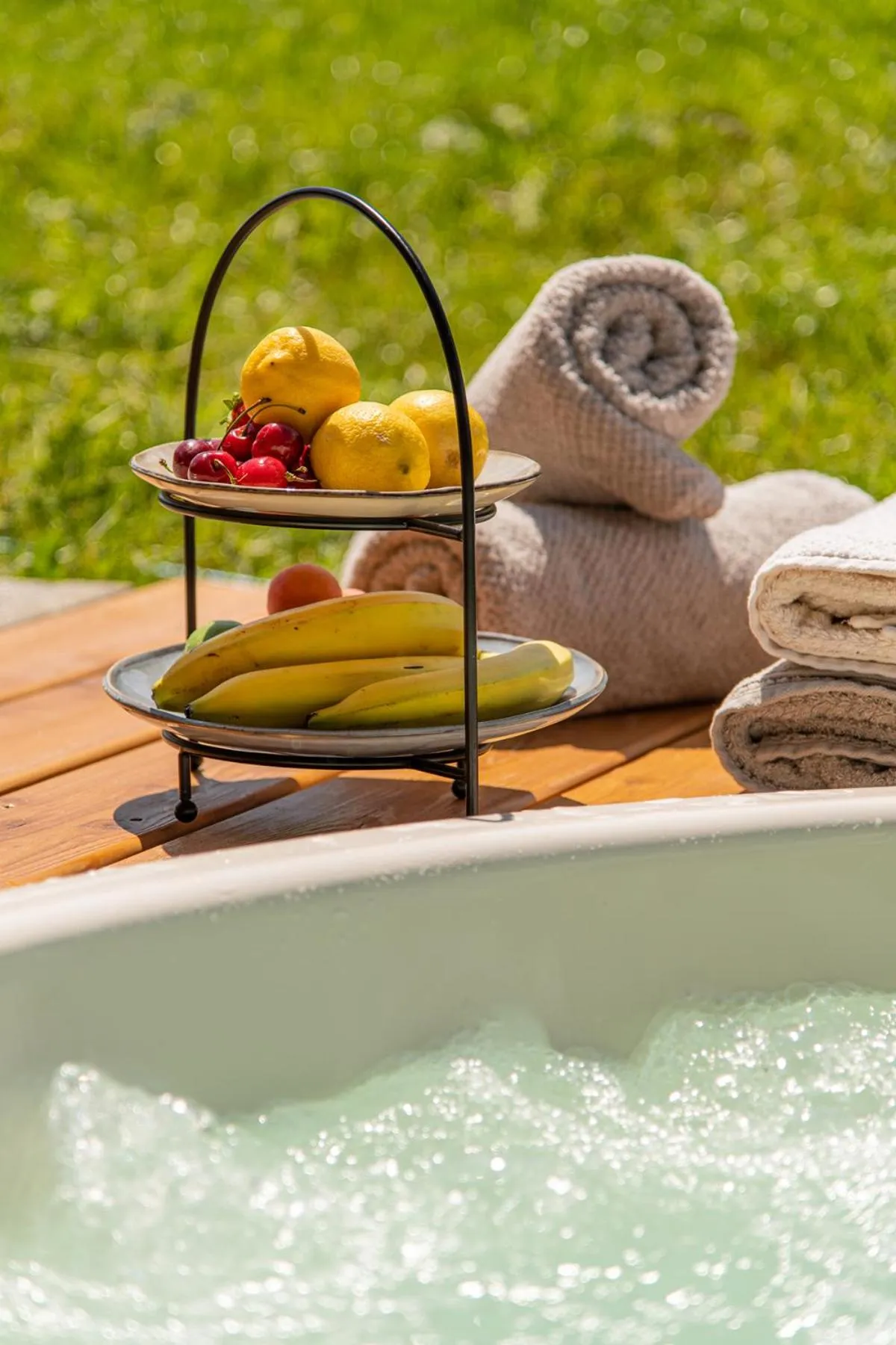 Pool view in Meerberg