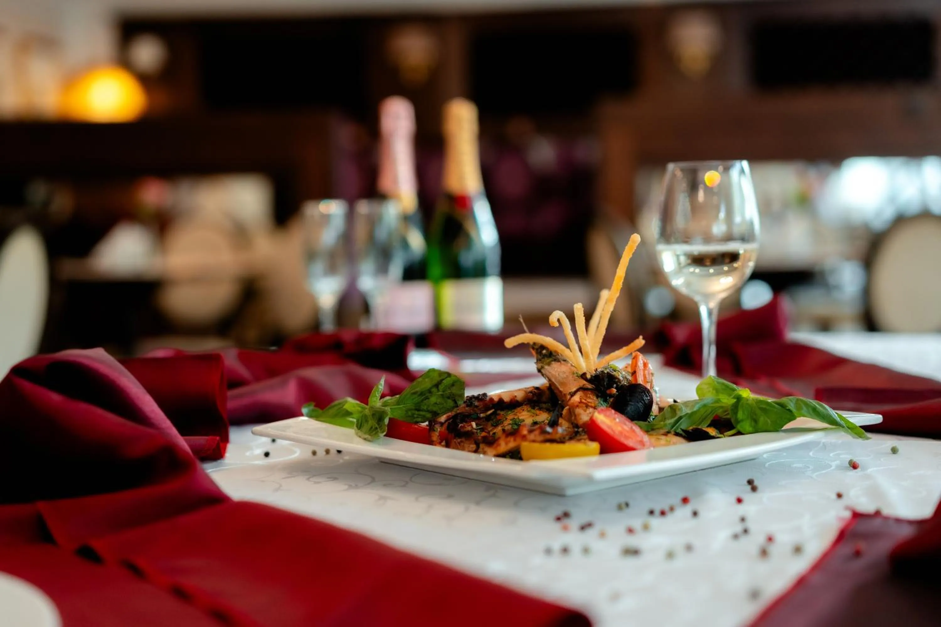 Food and drinks in Grand Hotel Sofianu