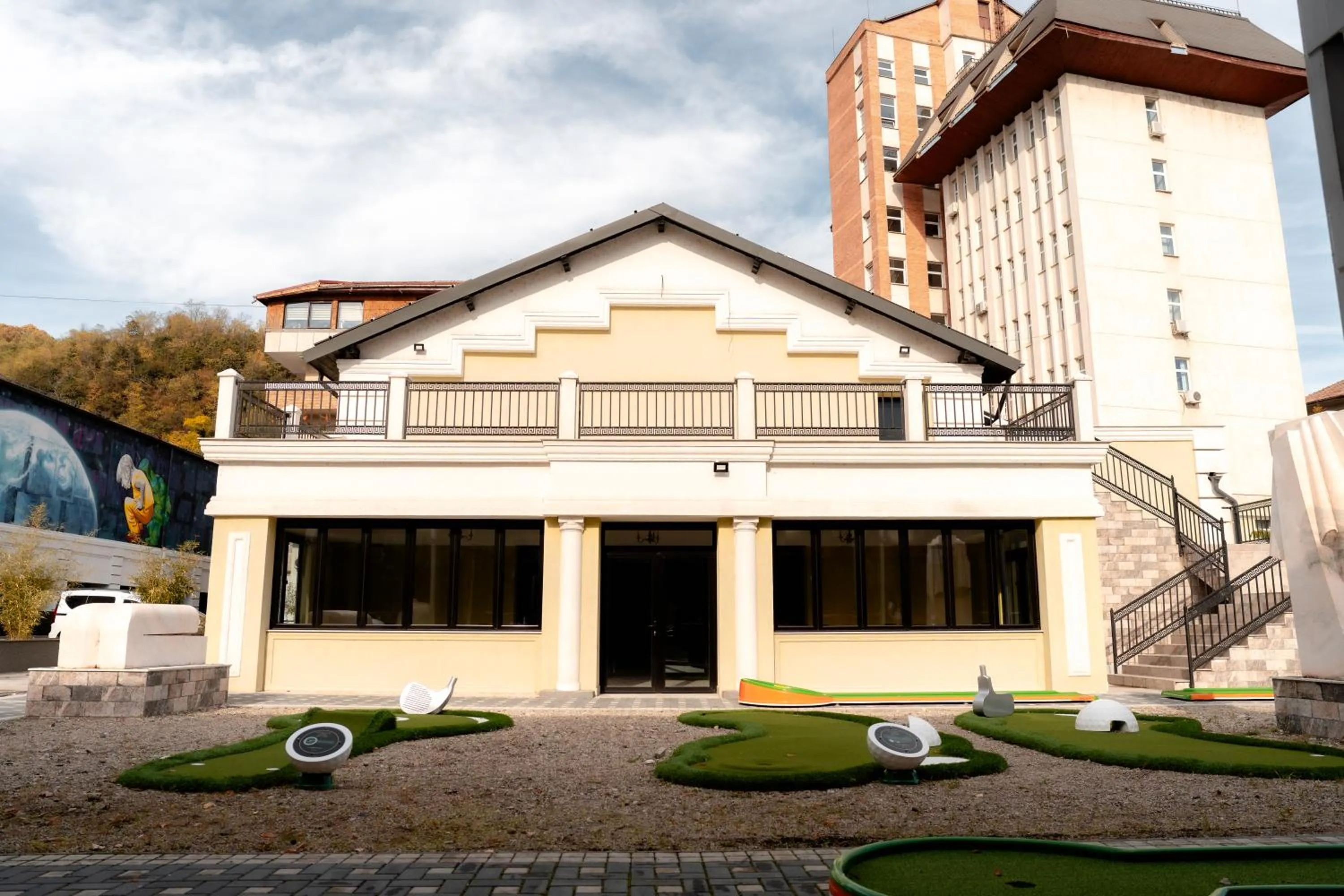 Property building in Grand Hotel Sofianu