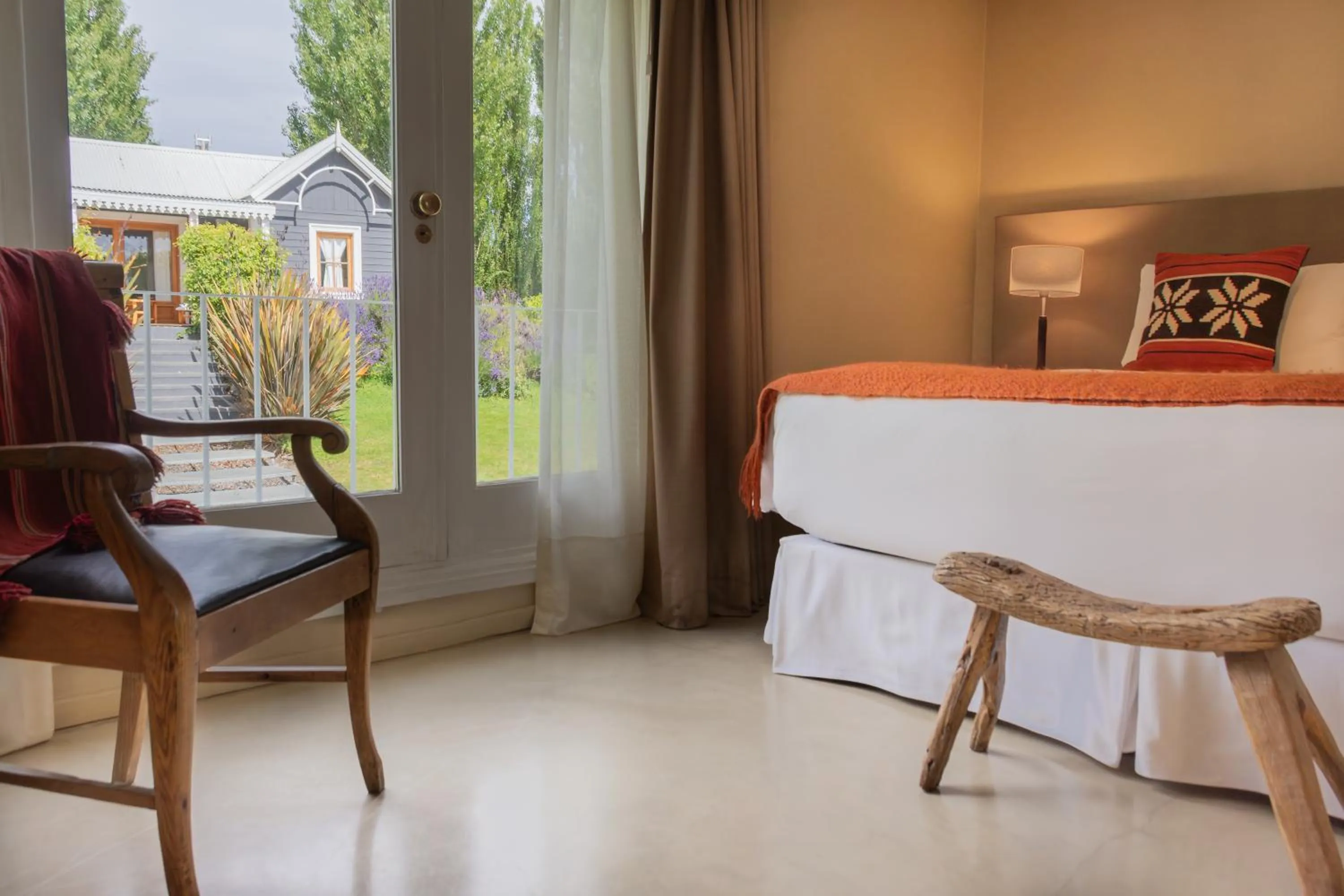 Bedroom, Bed in Los Ponchos Hotel