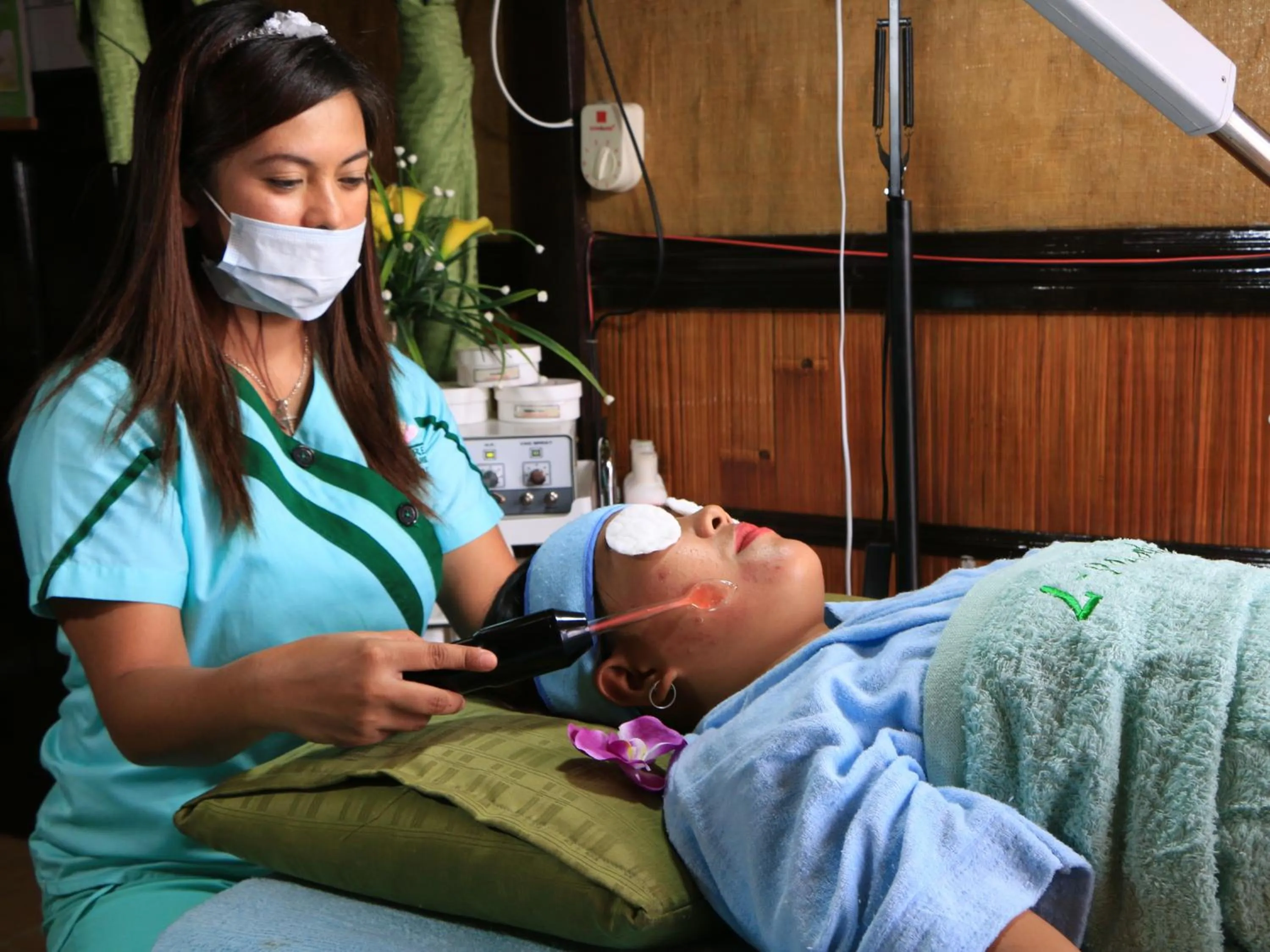 Massage in Badladz Staycation Condos