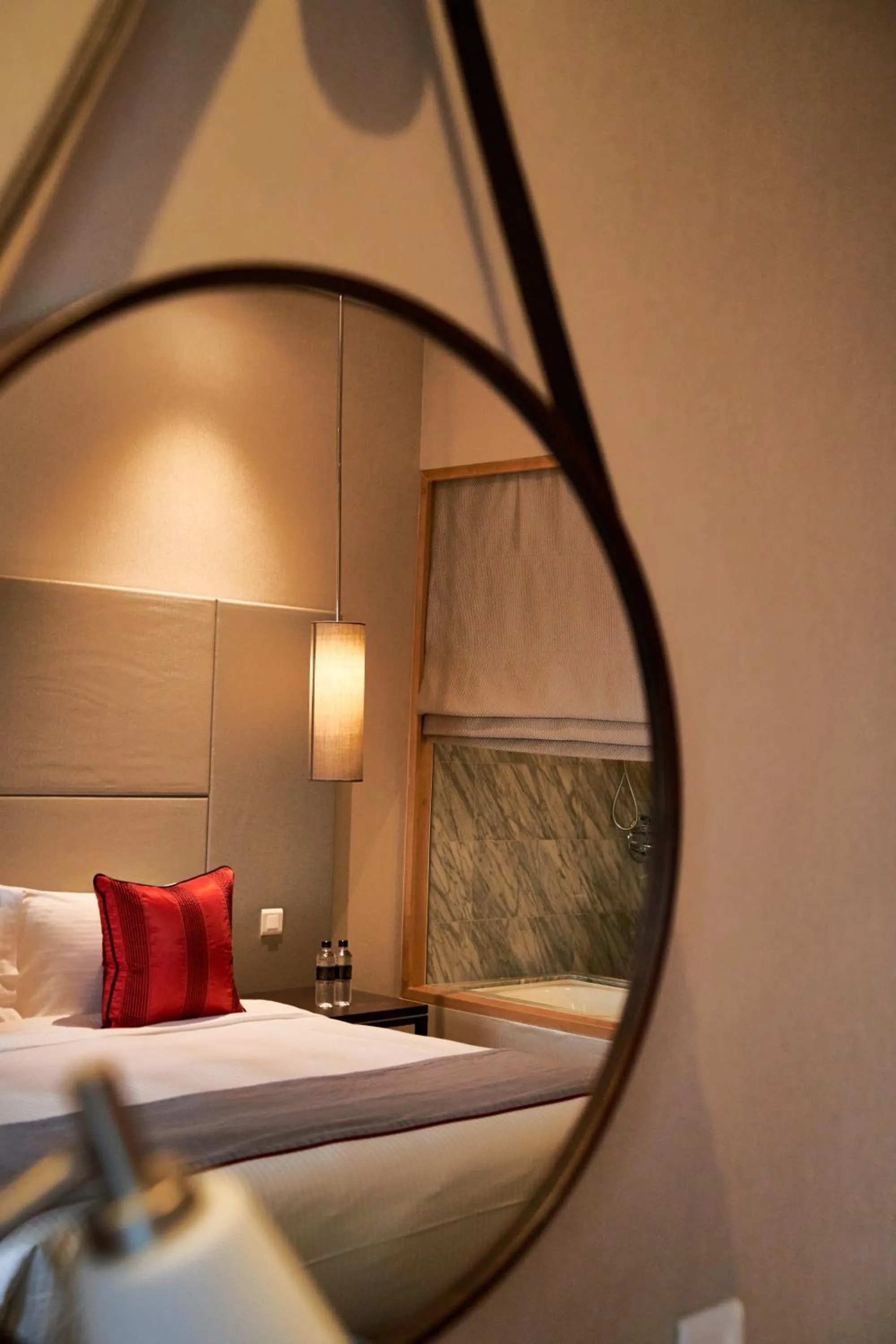 Bedroom, Bed in Carlton Hotel Singapore