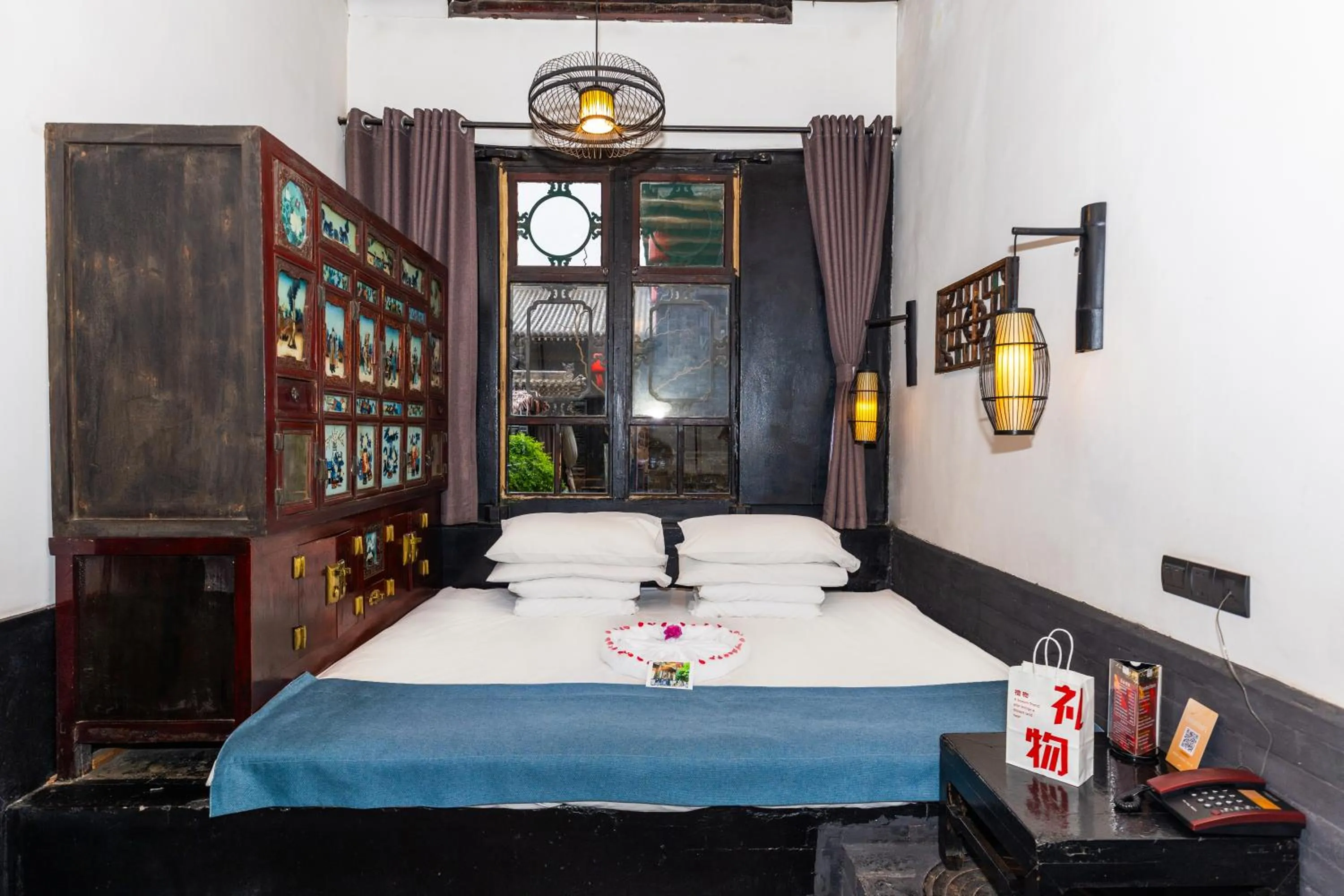 Bedroom, Bed in Elsewhere Hotel The former residence of the draft bank