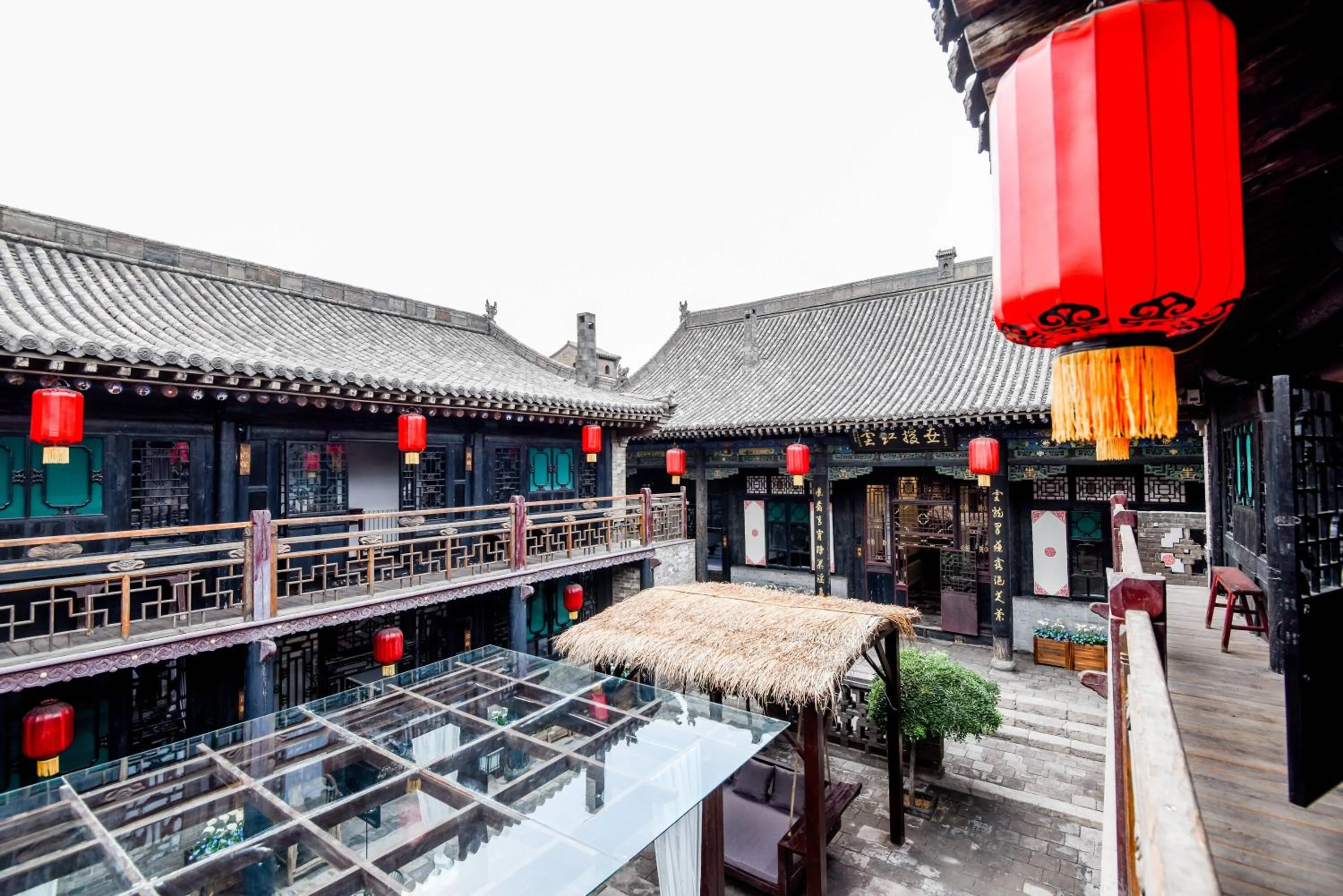 Day in Elsewhere Hotel The former residence of the draft bank