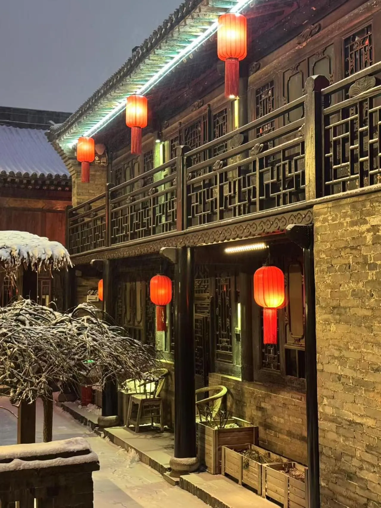 Property building in Elsewhere Hotel The former residence of the draft bank