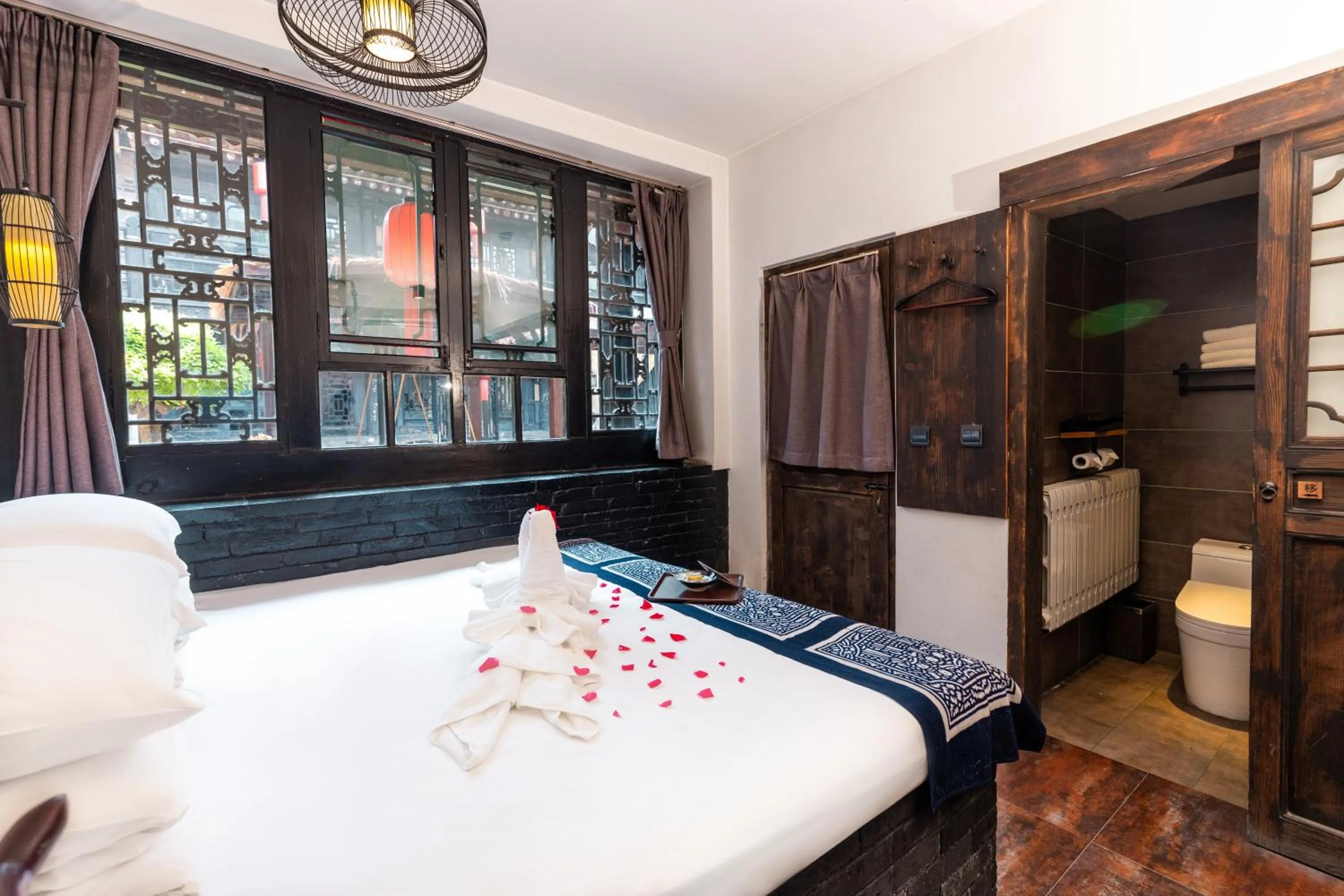 Bedroom, Bed in Elsewhere Hotel The former residence of the draft bank