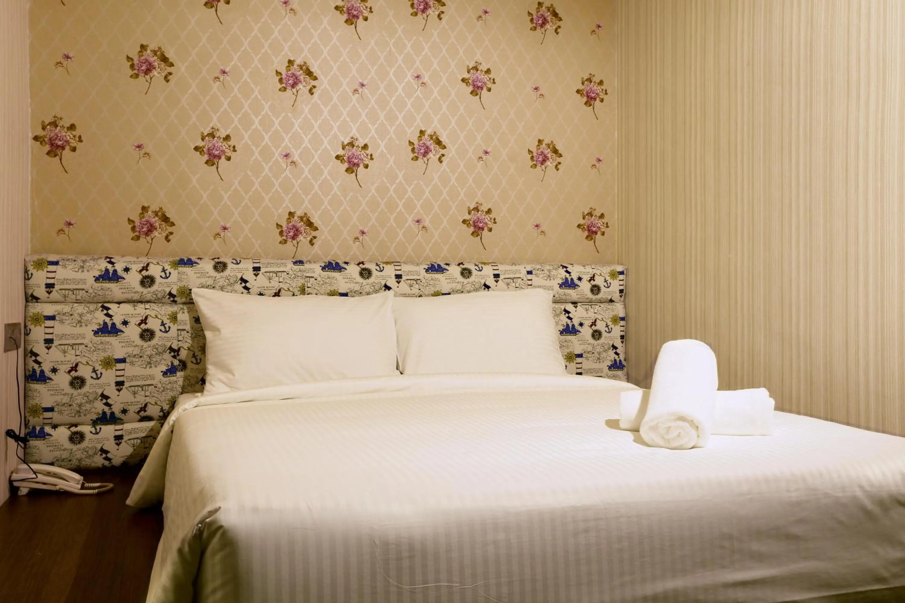 Bed in 7 Heaven Boutique Hotel