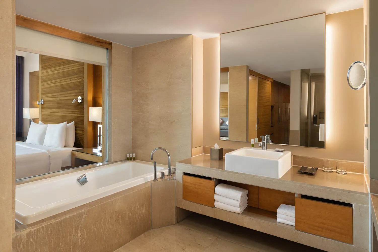 Bathroom, Bed in Courtyard by Marriott Gurugram Downtown