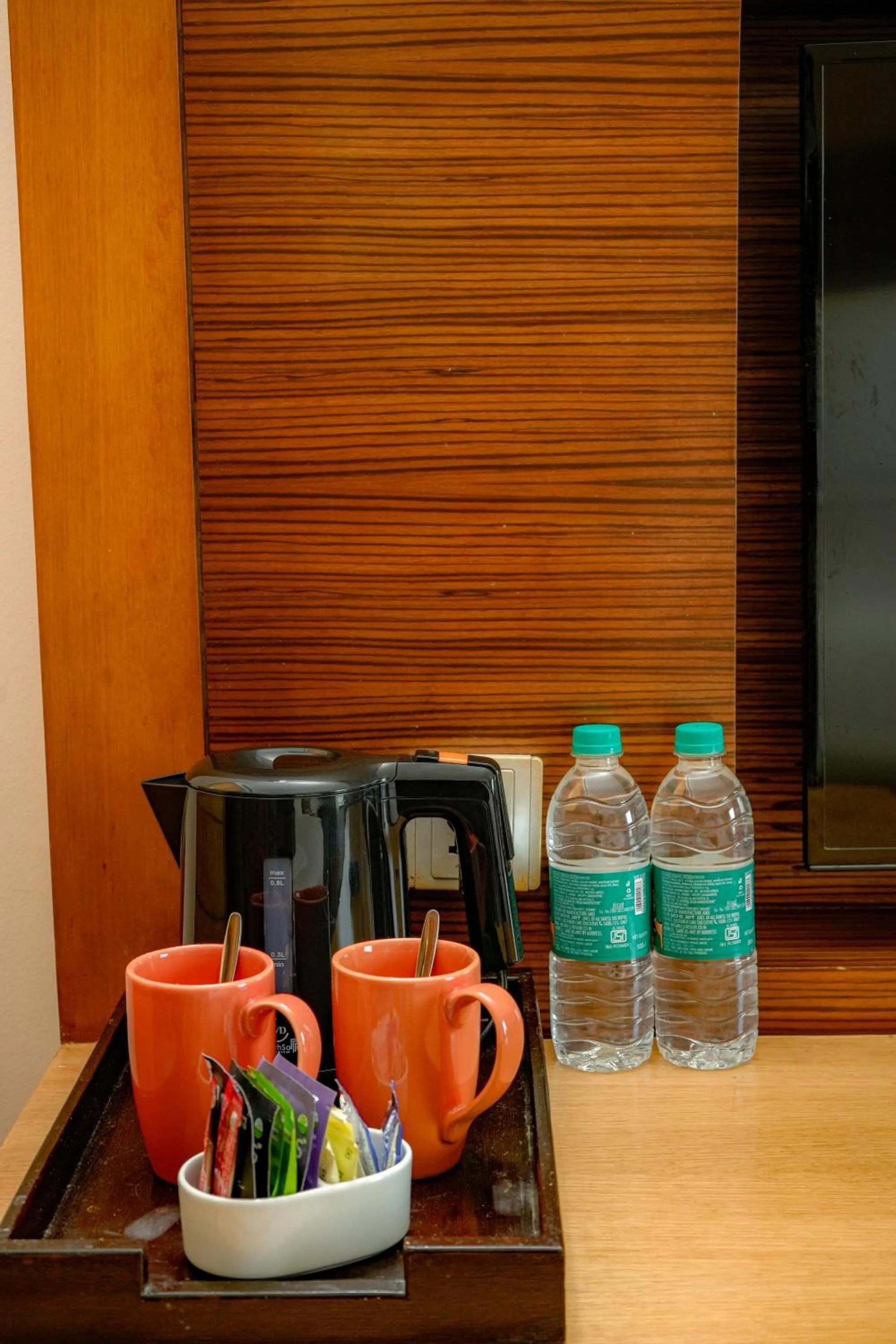 Coffee/tea facilities in Courtyard by Marriott Gurugram Downtown