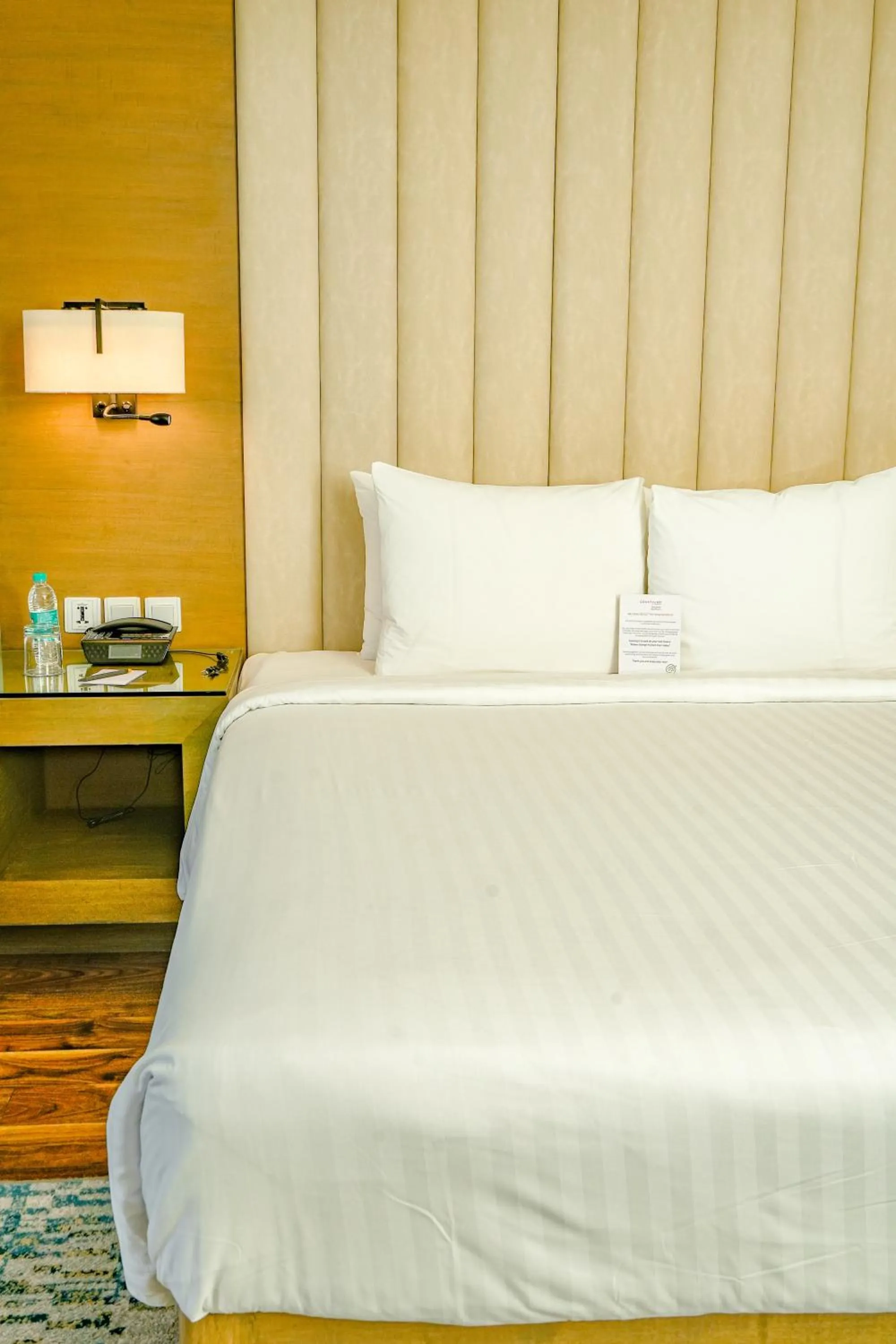 Bed in Courtyard by Marriott Gurugram Downtown