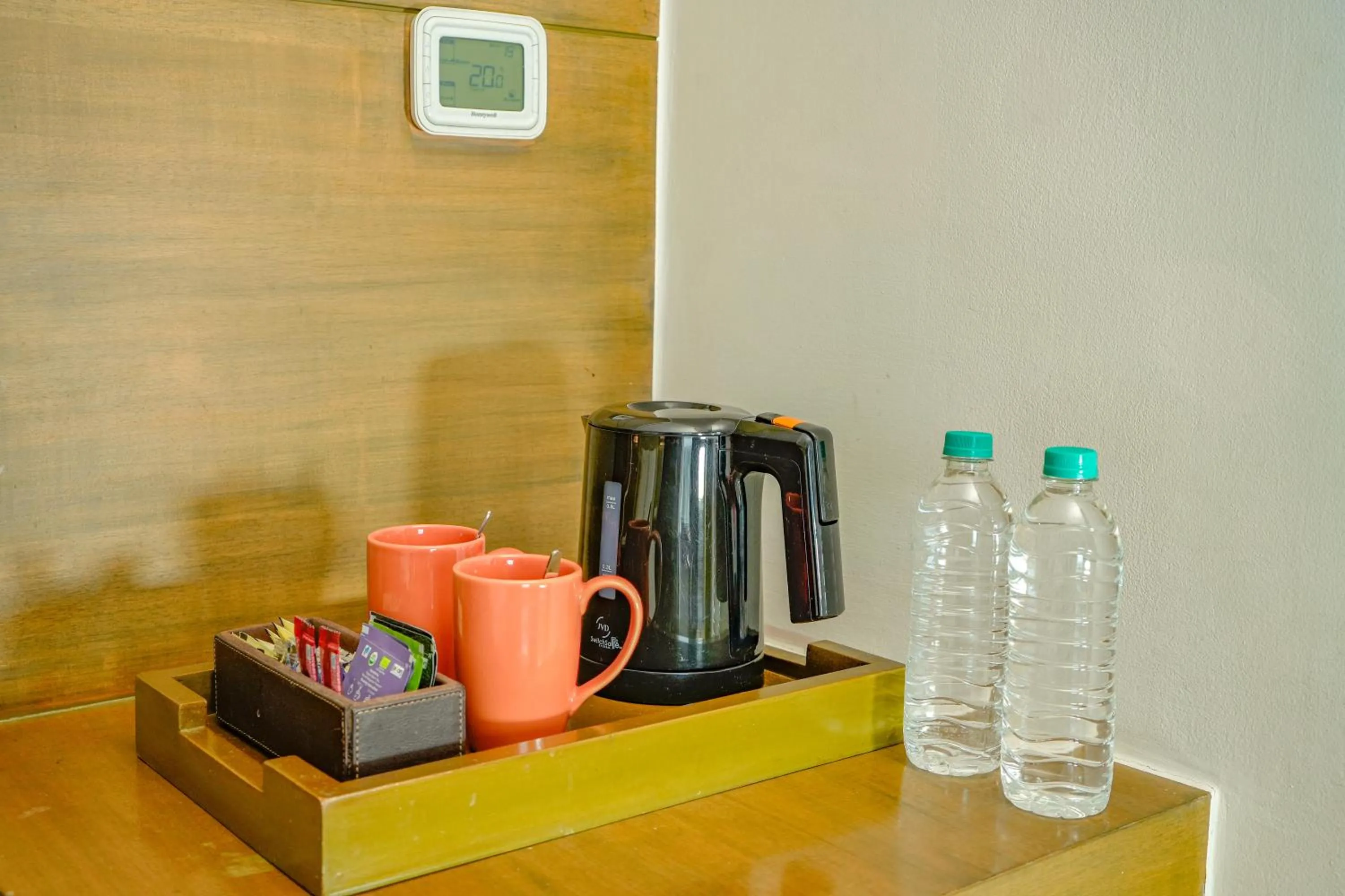Coffee/tea facilities in Courtyard by Marriott Gurugram Downtown