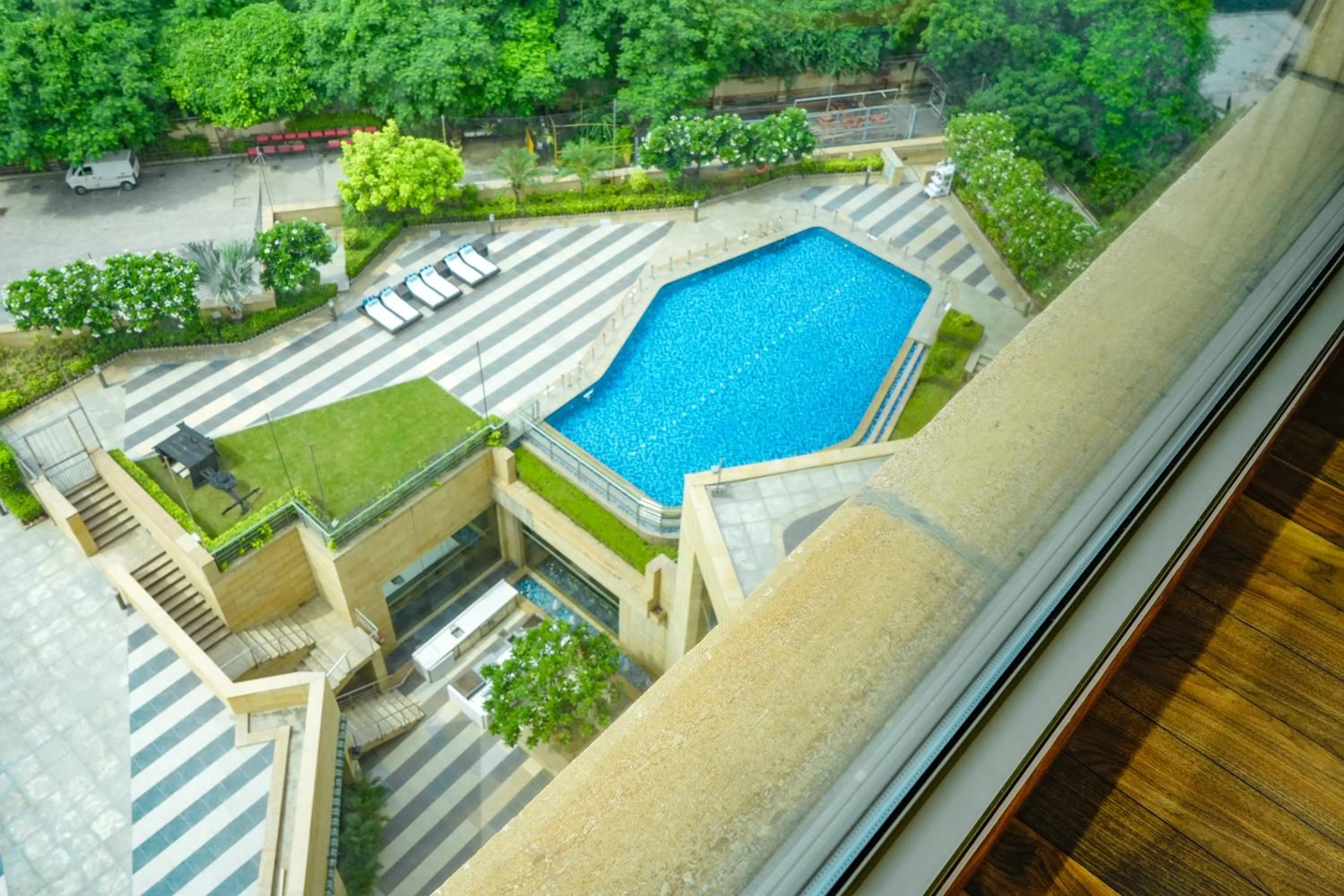 Pool view in Courtyard by Marriott Gurugram Downtown