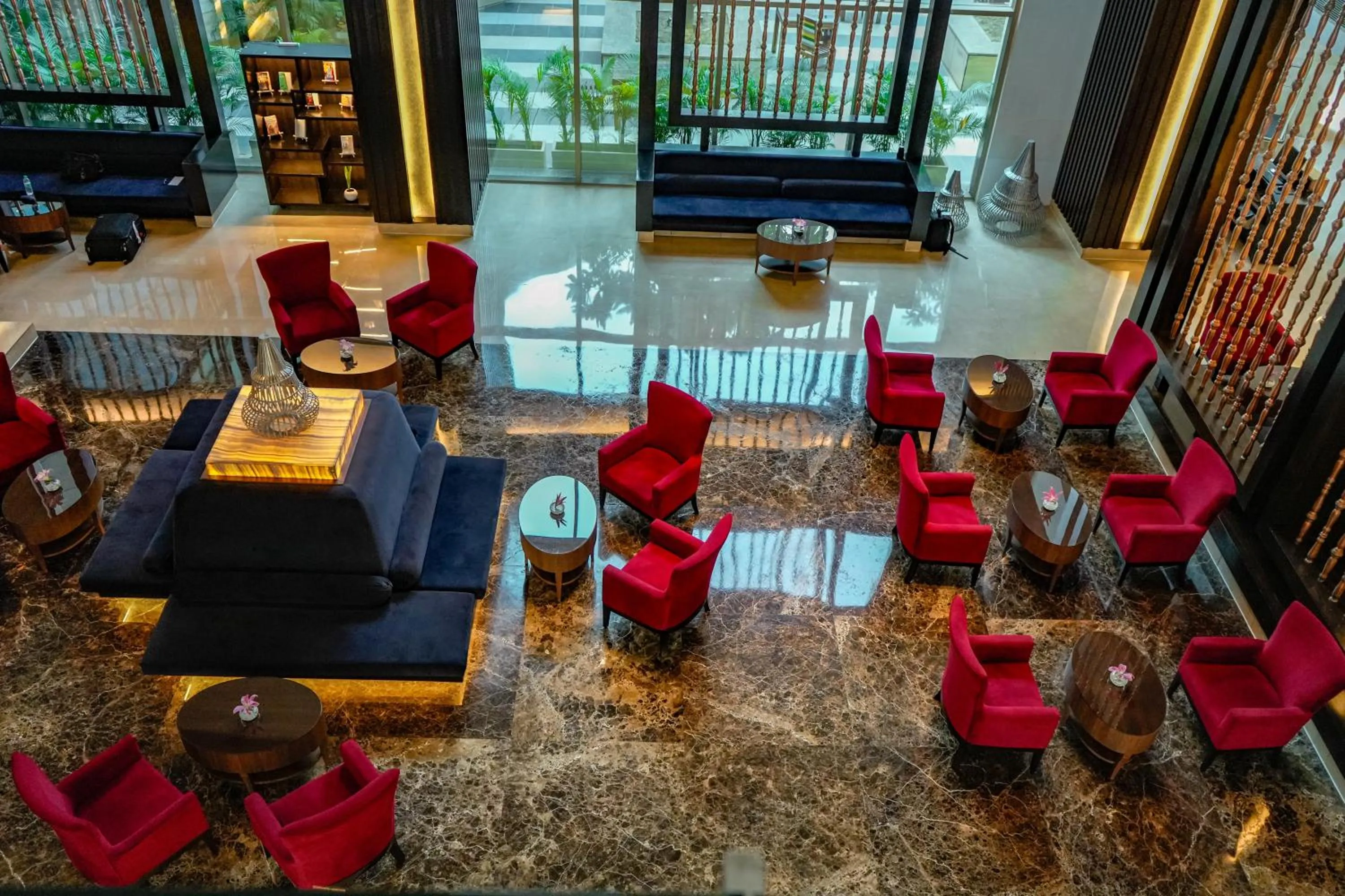 Lobby or reception in Courtyard by Marriott Gurugram Downtown