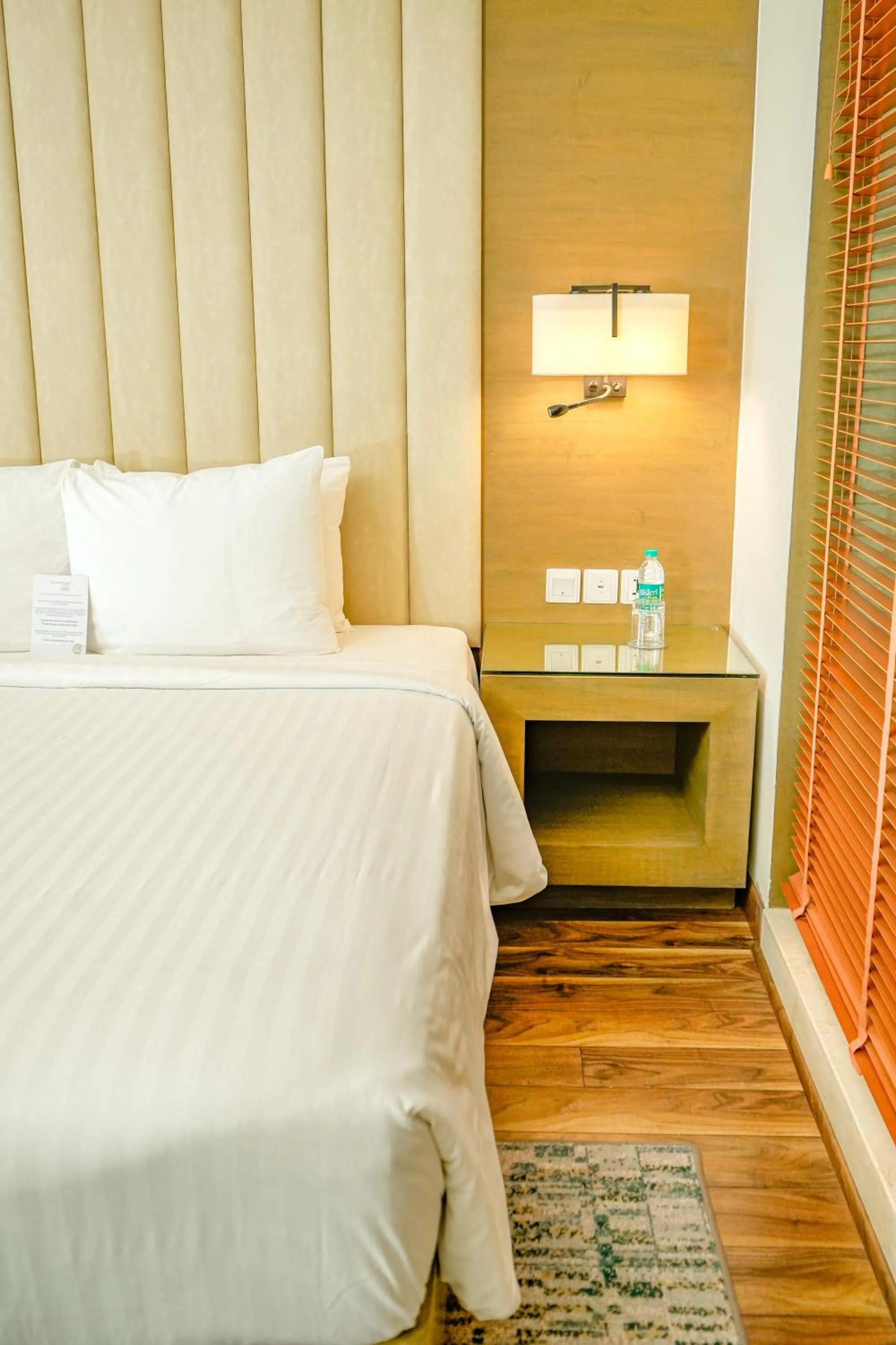 Bed in Courtyard by Marriott Gurugram Downtown