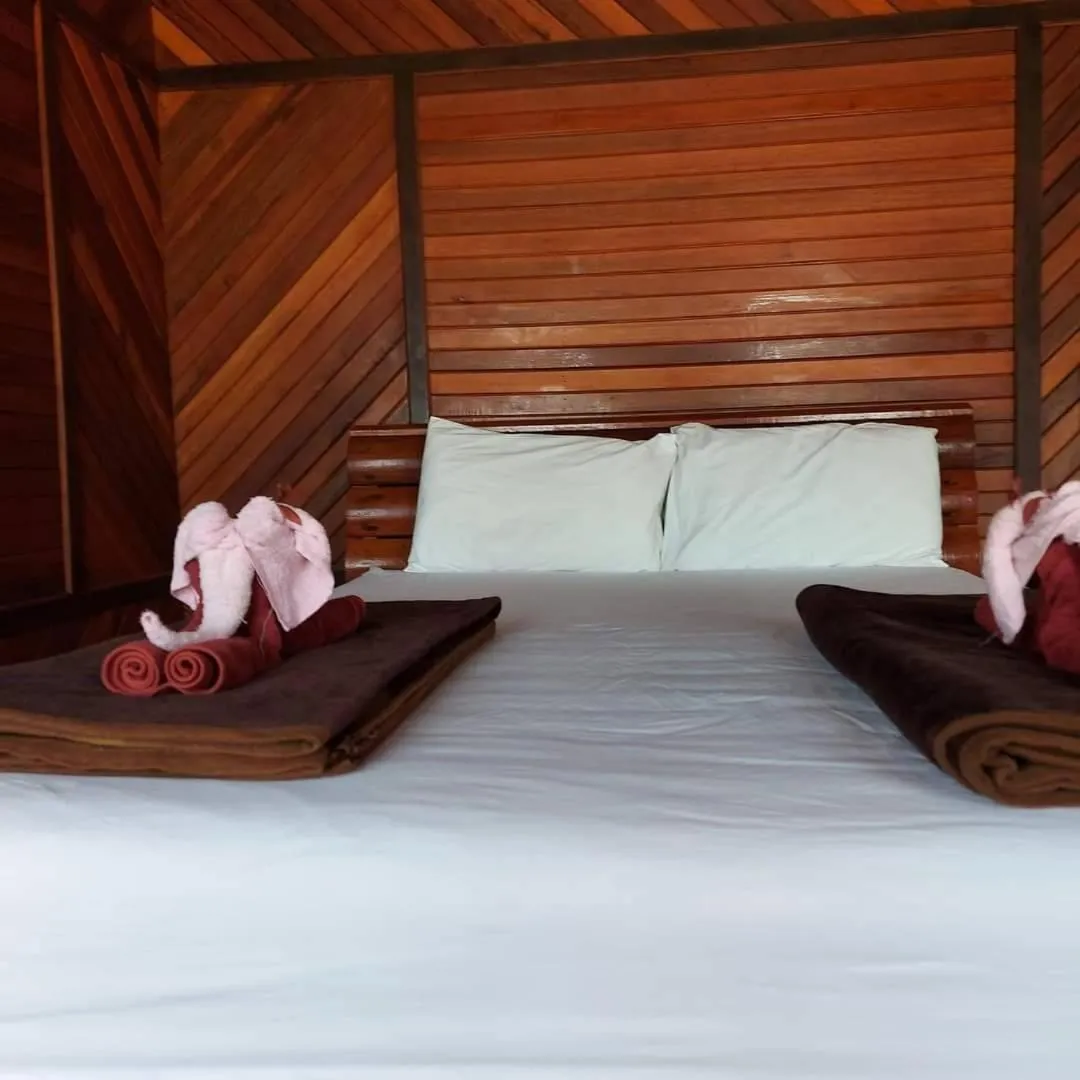 Bed in Phi Phi Sand Sea View Resort