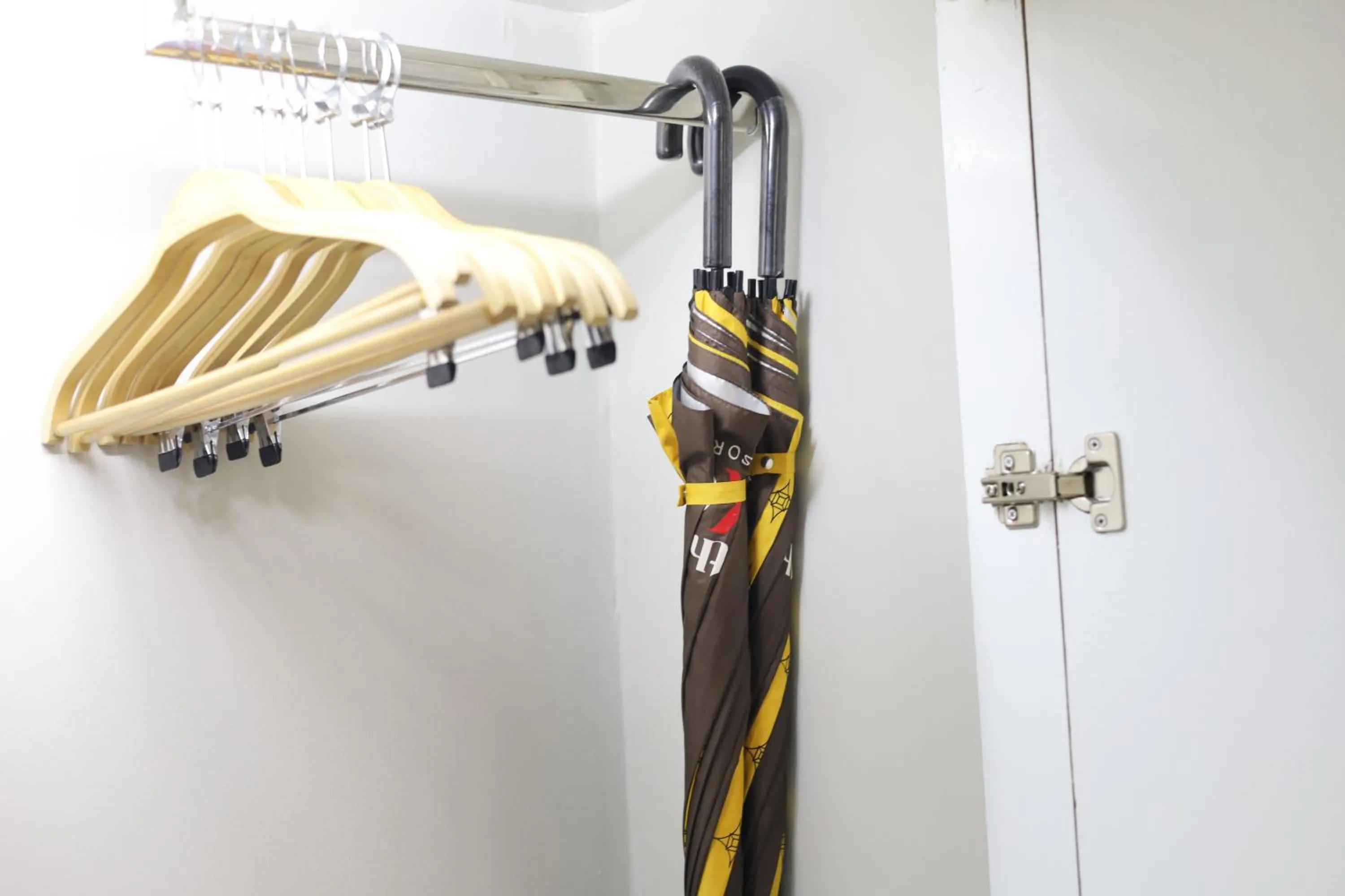 wardrobe in The Kee Resort & Spa