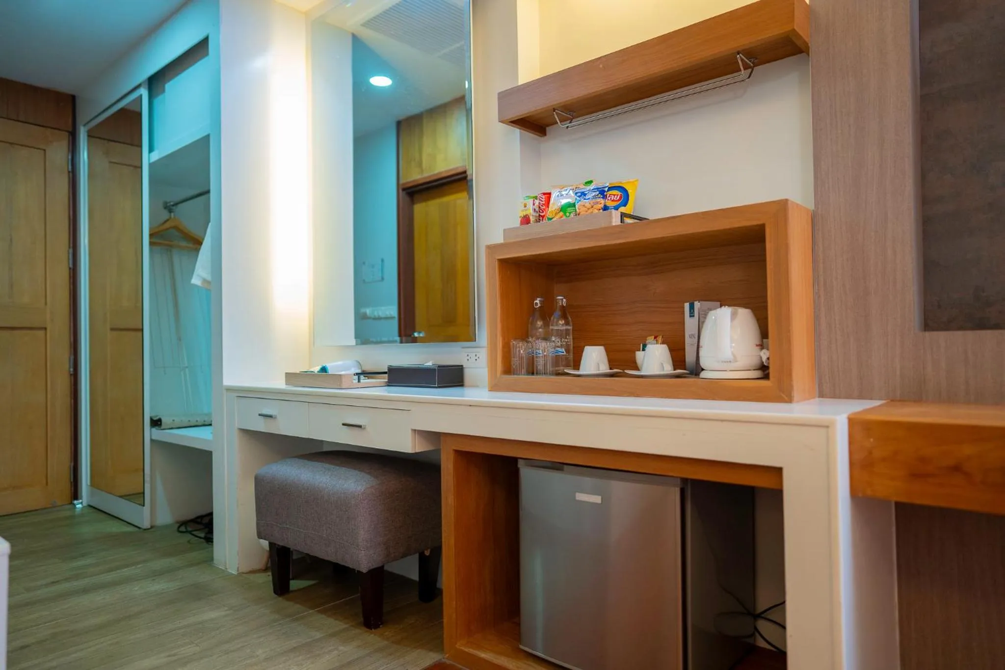 Coffee/tea facilities in Khum Phucome Hotel -SHA Extra Plus