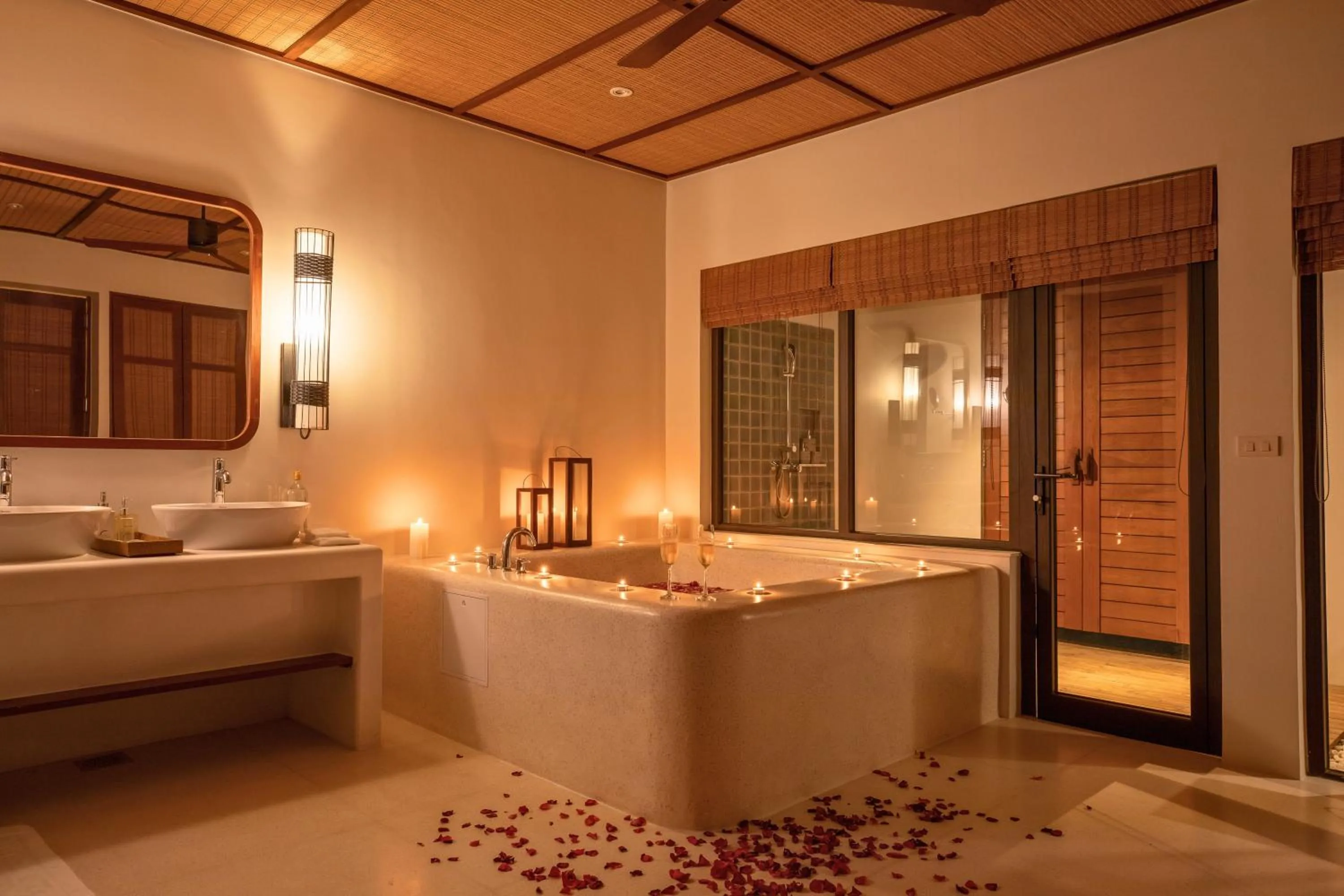 Bath, Bed in The Royal Sands Koh Rong