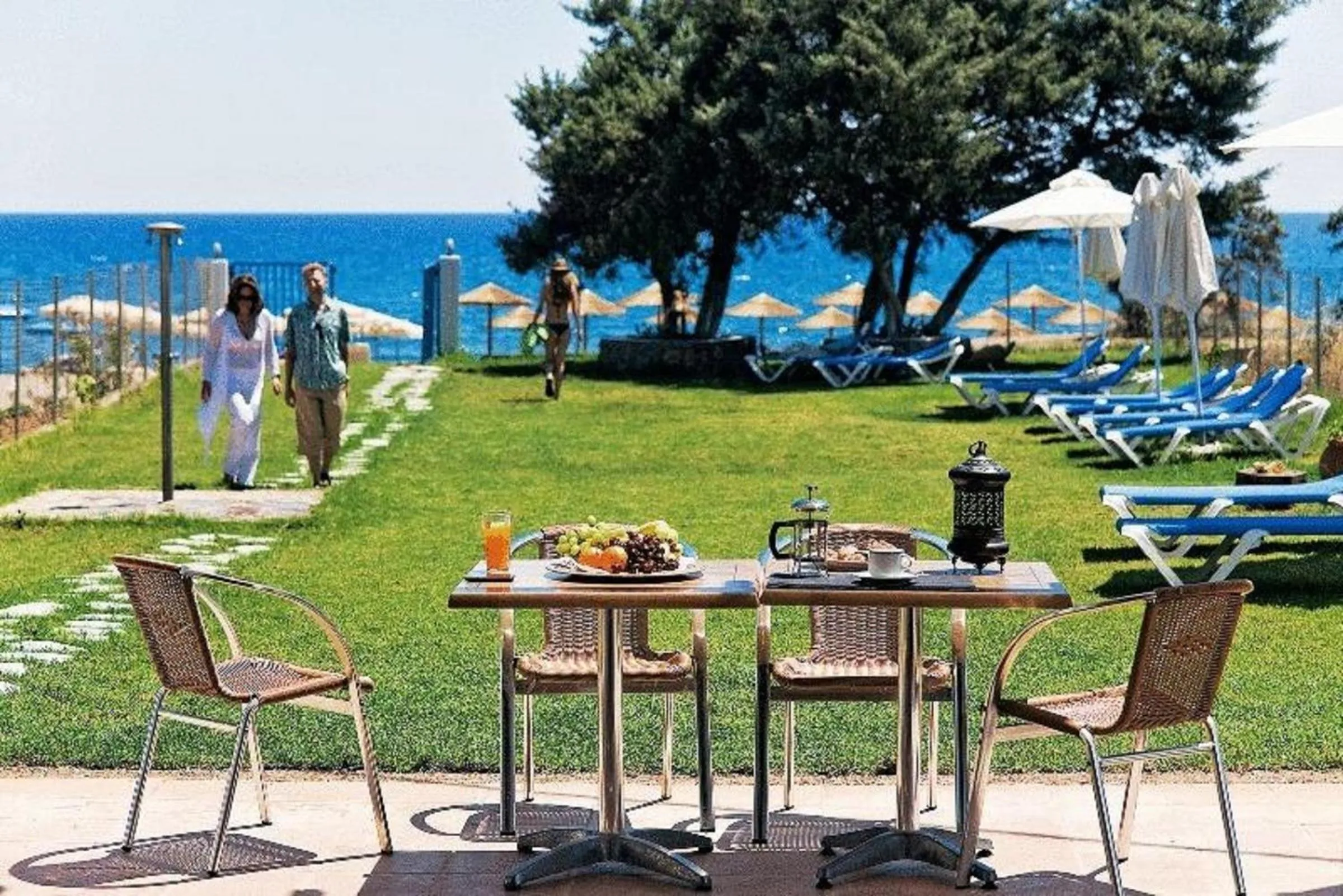 Beach in Katikies Studios & Apartments