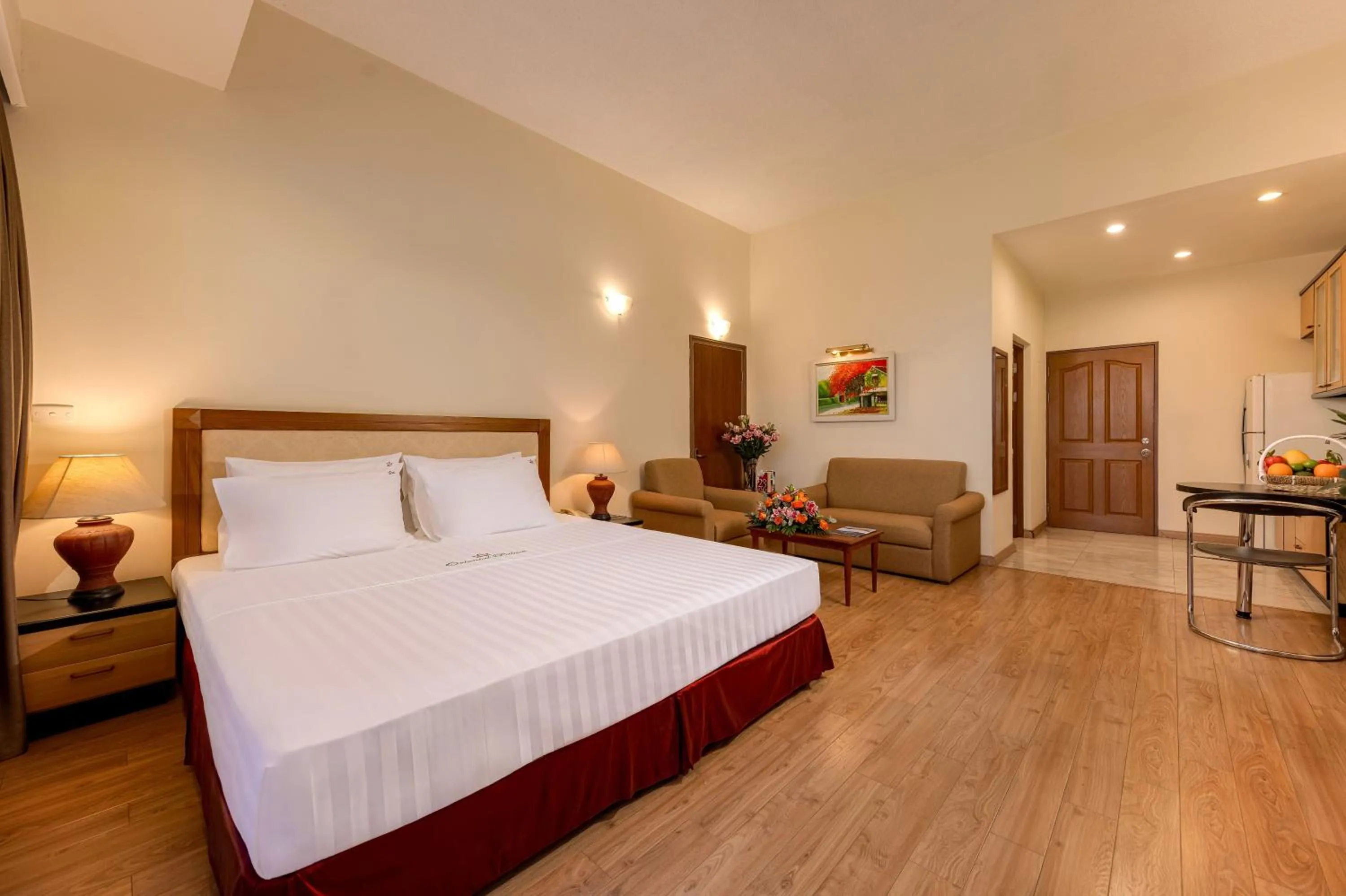 Bedroom, Bed in Oriental Palace Apartments Hanoi